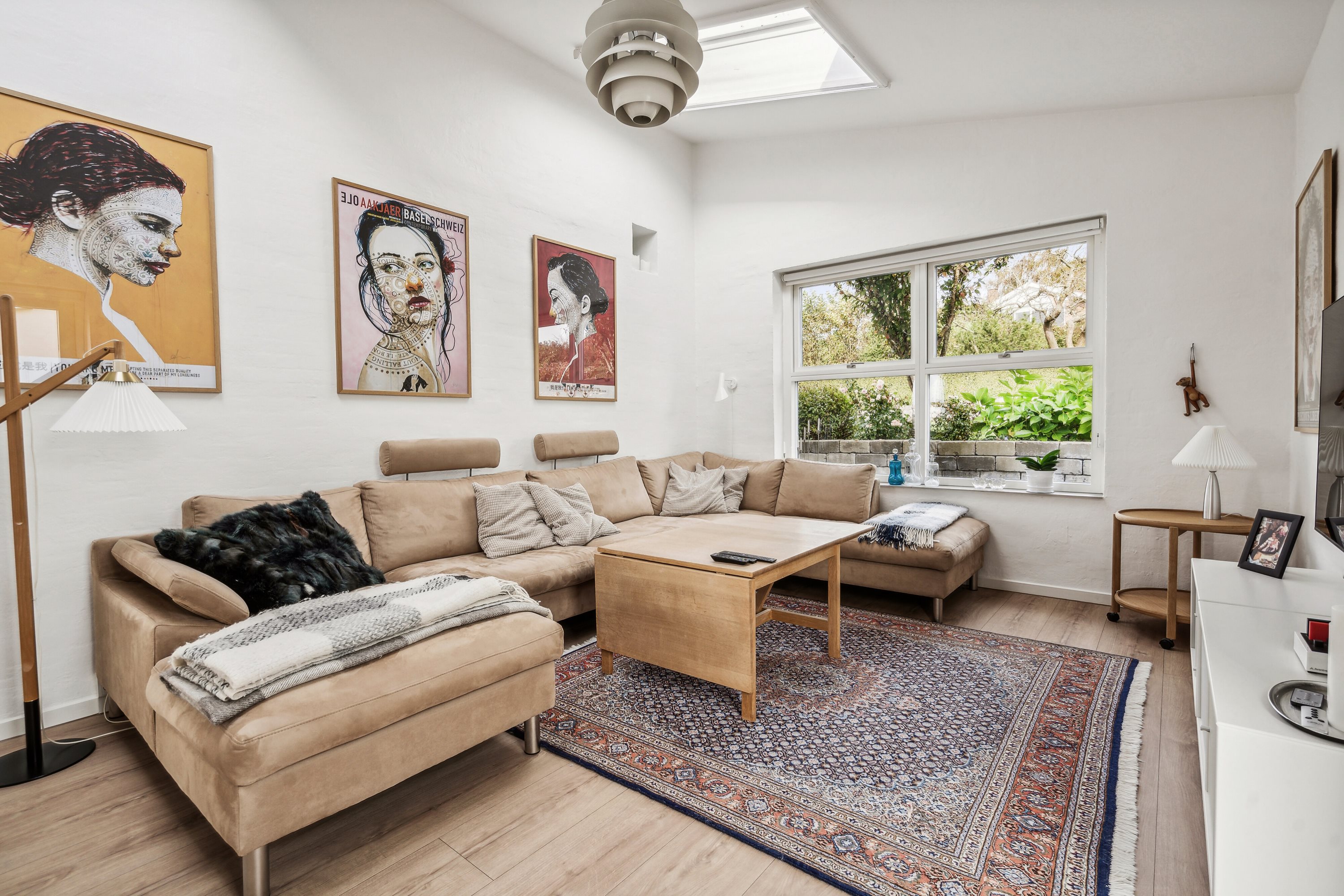 Fremhævet stue billede i fuldskærmstilstand. Billede af Dyrhave 31, Dyrhave, 6200 Aabenraa