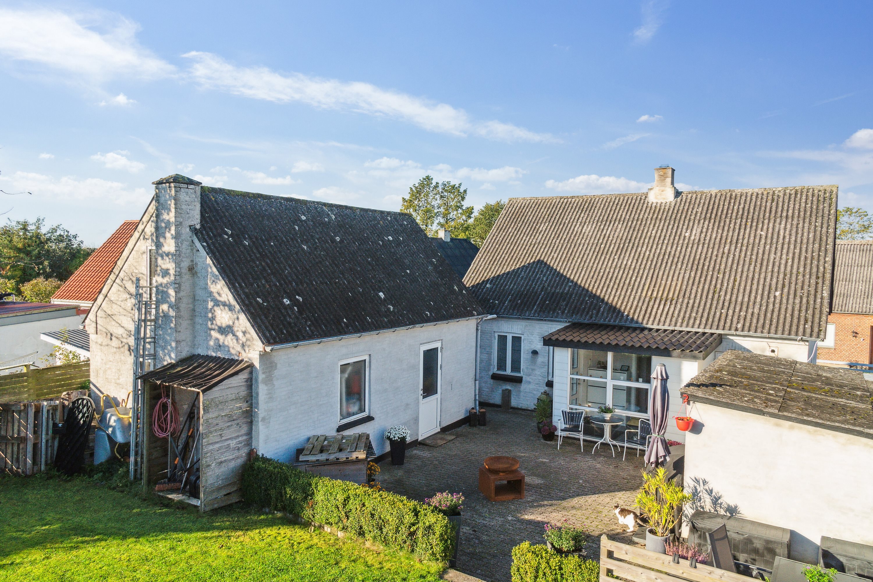 Fremhævet set fra haven billede i fuldskærmstilstand. Billede af Svingkærvej 12, 4760 Vordingborg