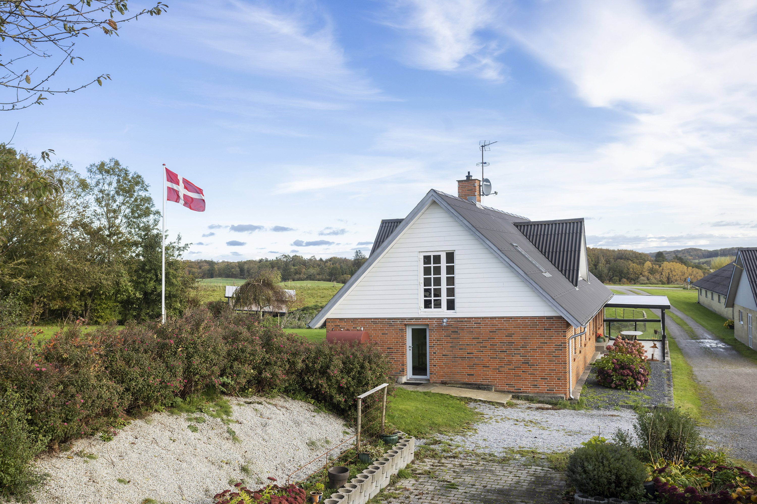 Fremhævet ejendommen billede i fuldskærmstilstand. Billede af Øster Rør Vej 6, Gærum, 9900 Frederikshavn