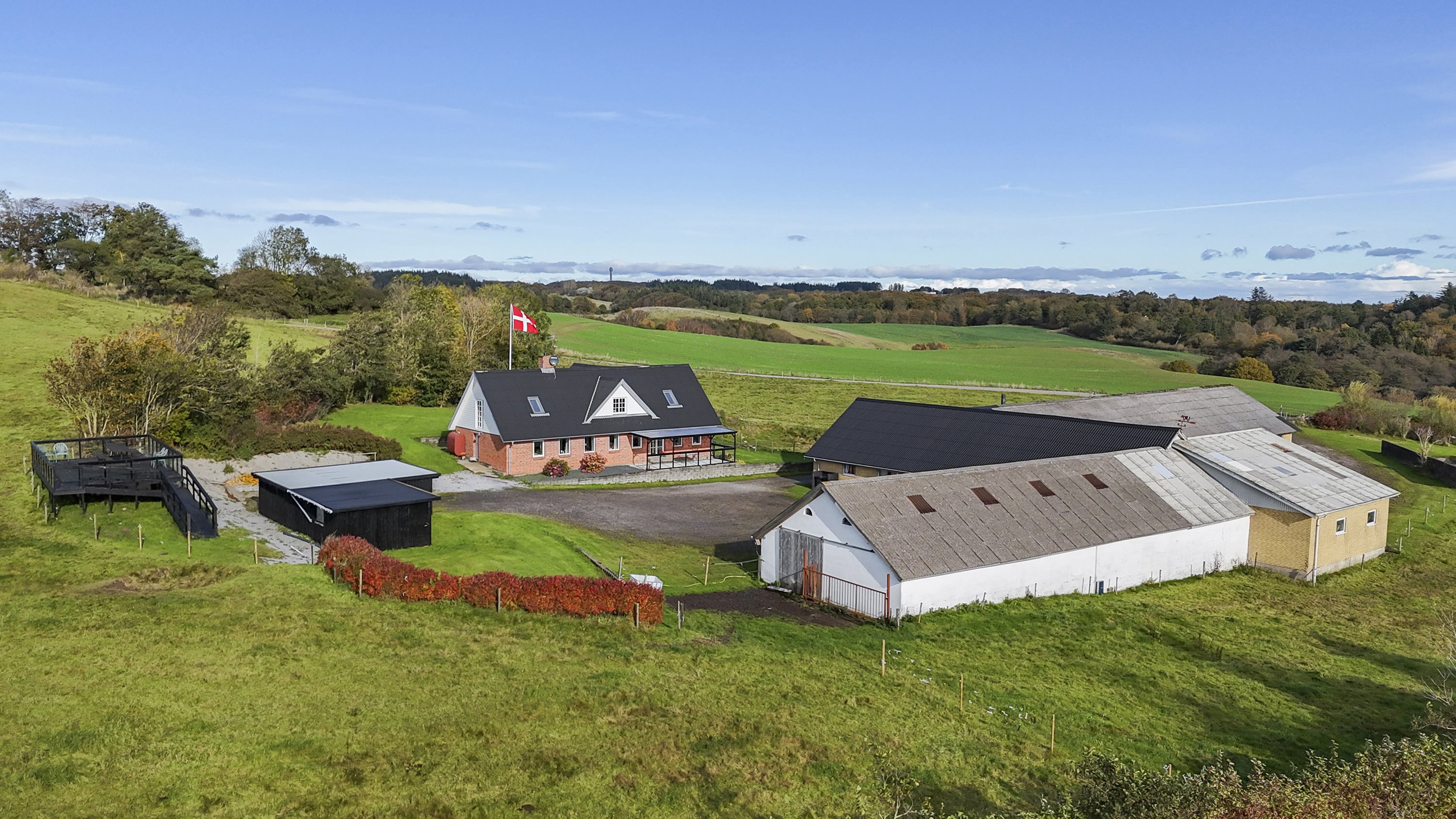 Fremhævet luftfoto billede i fuldskærmstilstand. Billede af Øster Rør Vej 6, Gærum, 9900 Frederikshavn