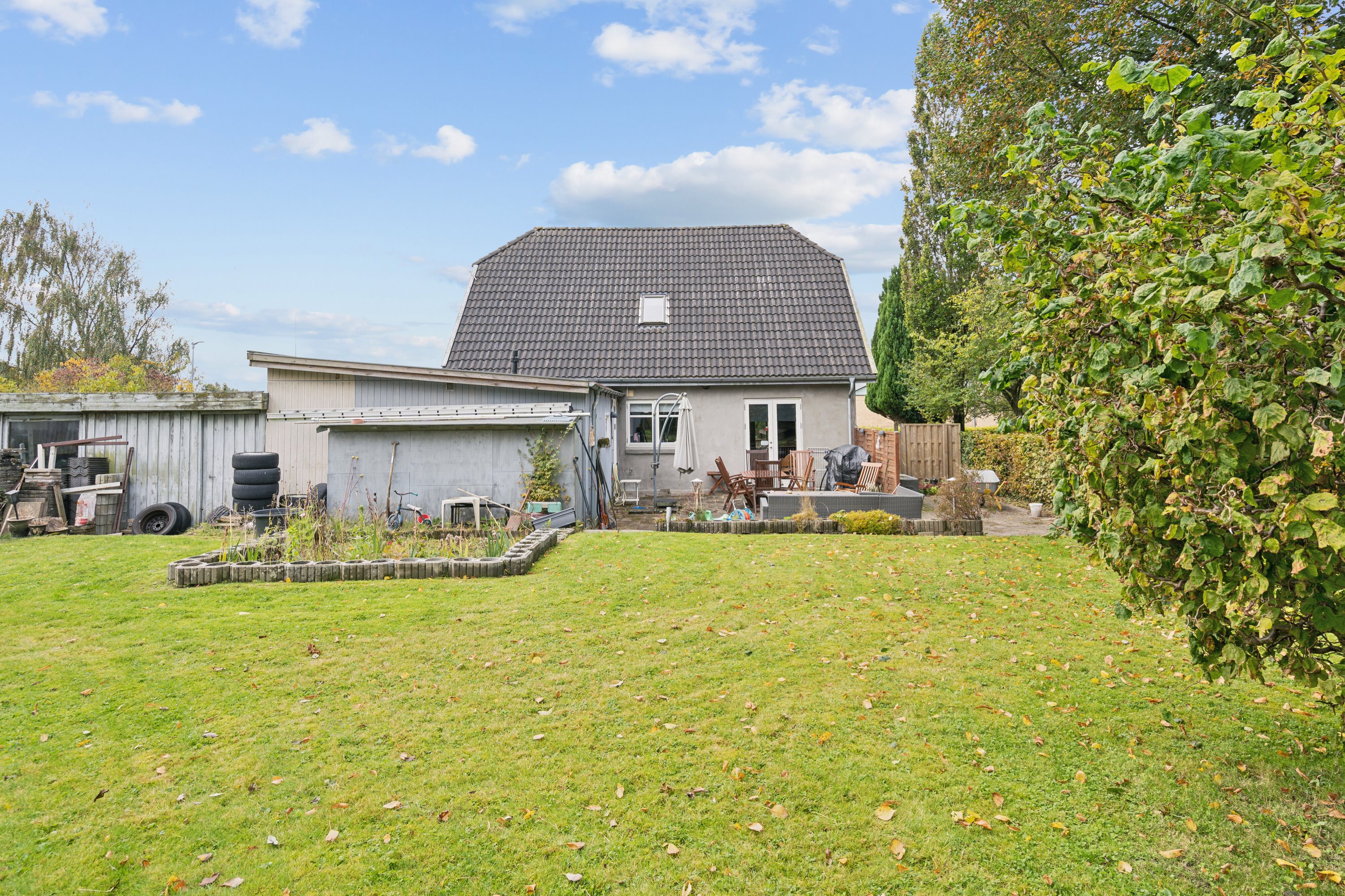 Fremhævet udendørs billede i fuldskærmstilstand. Billede af Præstegårdsvej 14, 6534 Agerskov