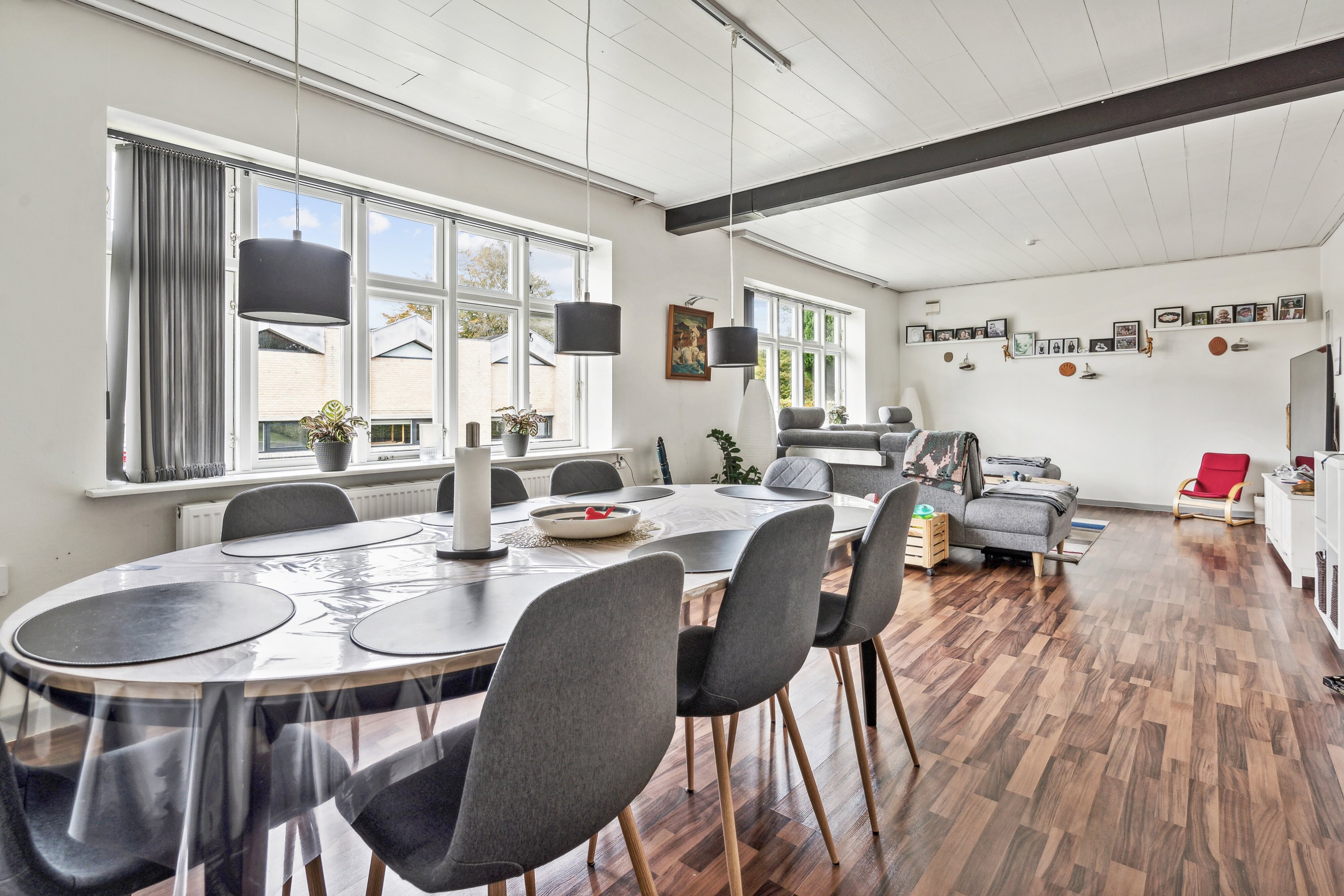 Fremhævet spisestue billede i fuldskærmstilstand. Billede af Præstegårdsvej 14, 6534 Agerskov