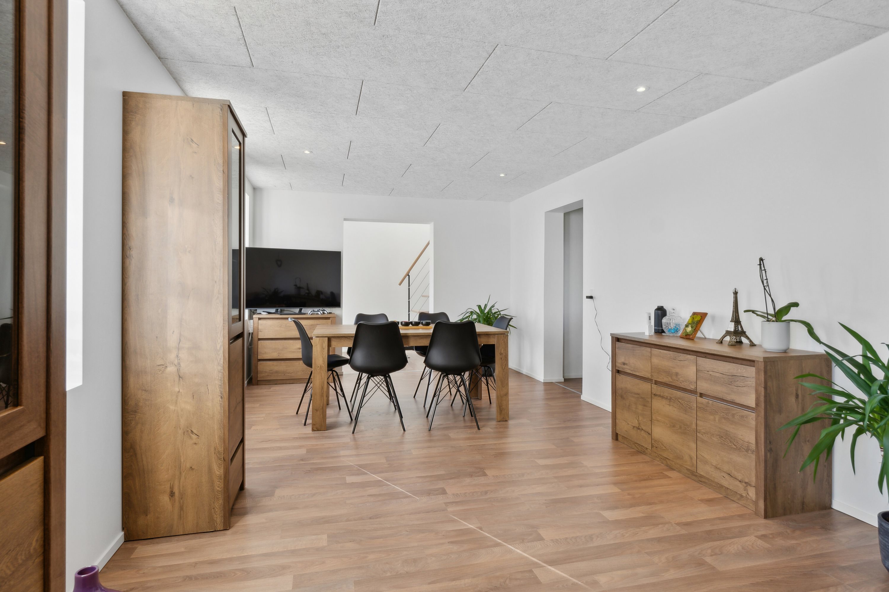 Fremhævet stue billede i fuldskærmstilstand. Billede af Jels Møllegade 9, 6630 Rødding