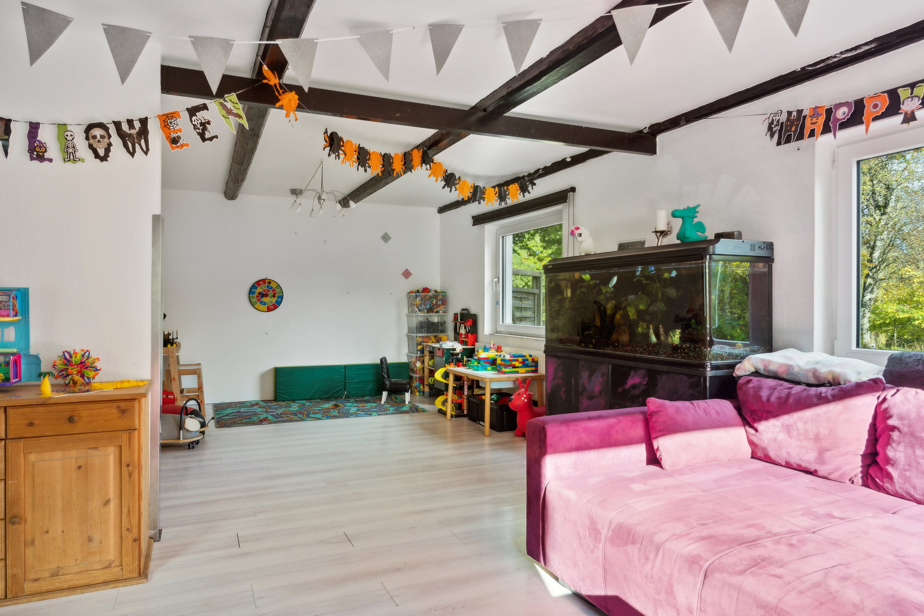 Fremhævet værelse billede i fuldskærmstilstand. Billede af Katsigvej 65, Skærum, 9900 Frederikshavn