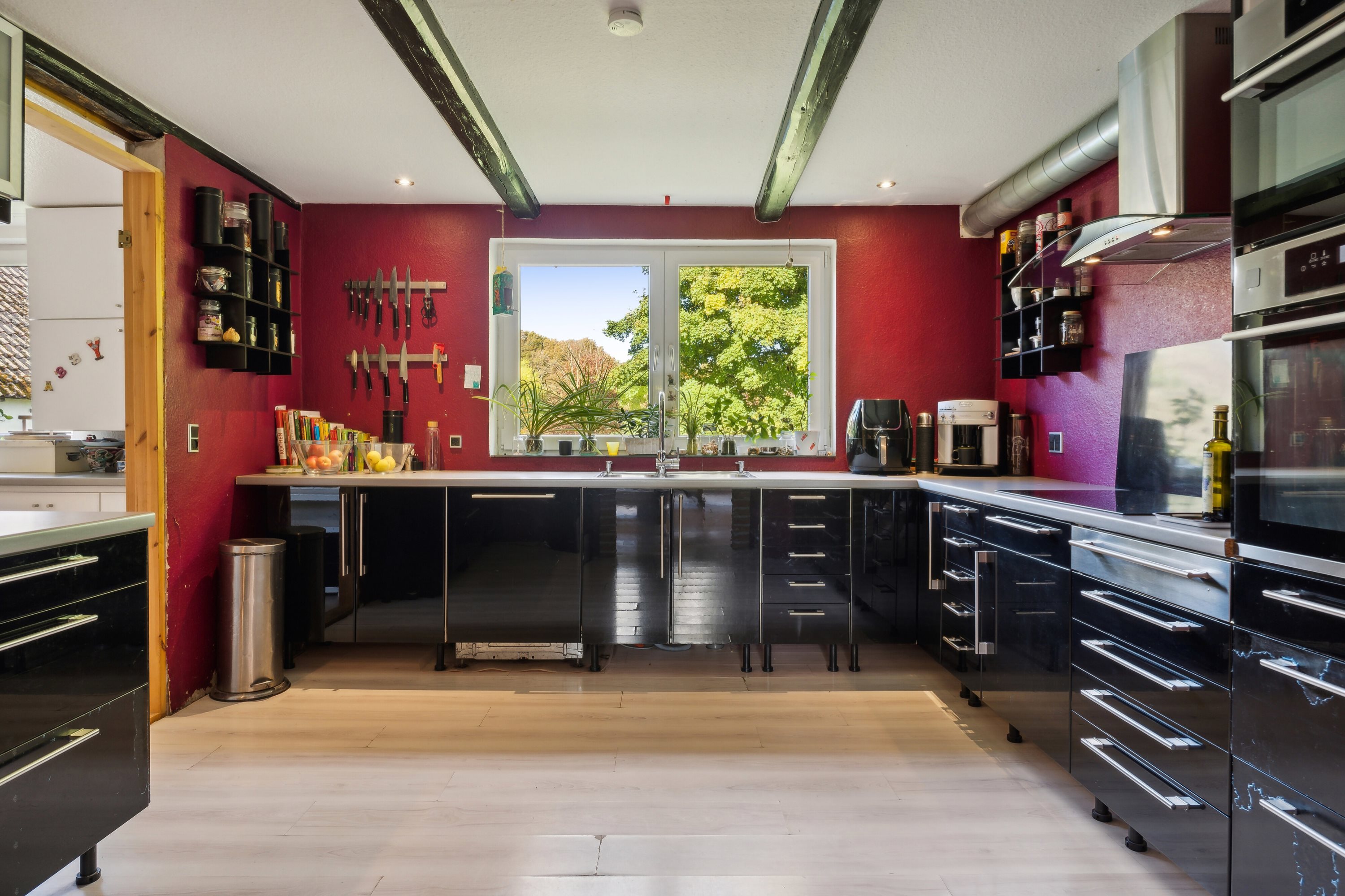 Fremhævet køkken billede i fuldskærmstilstand. Billede af Katsigvej 65, Skærum, 9900 Frederikshavn