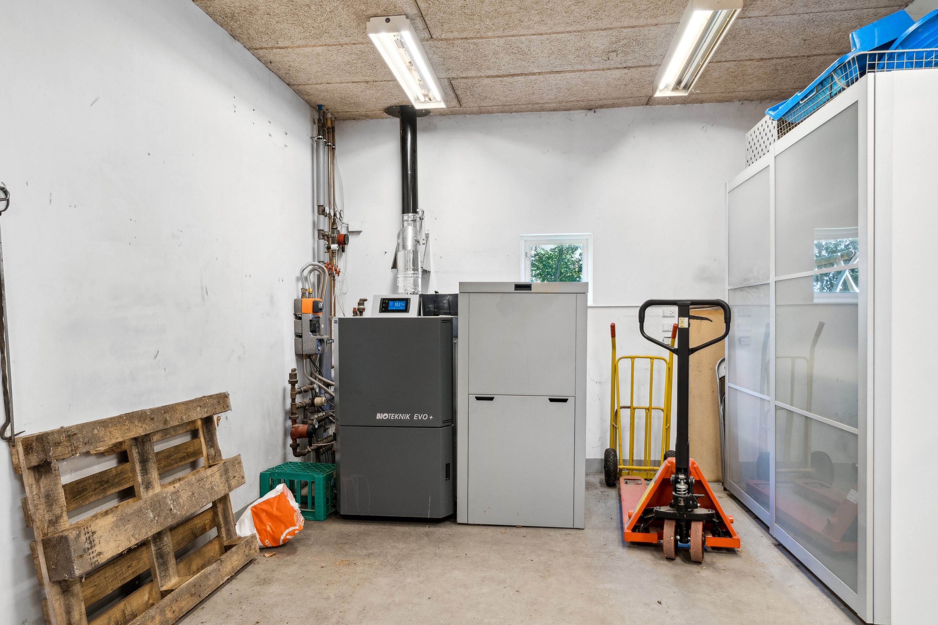 Fremhævet fyrrum billede i fuldskærmstilstand. Billede af Køng Møllevej 11, 4750 Lundby