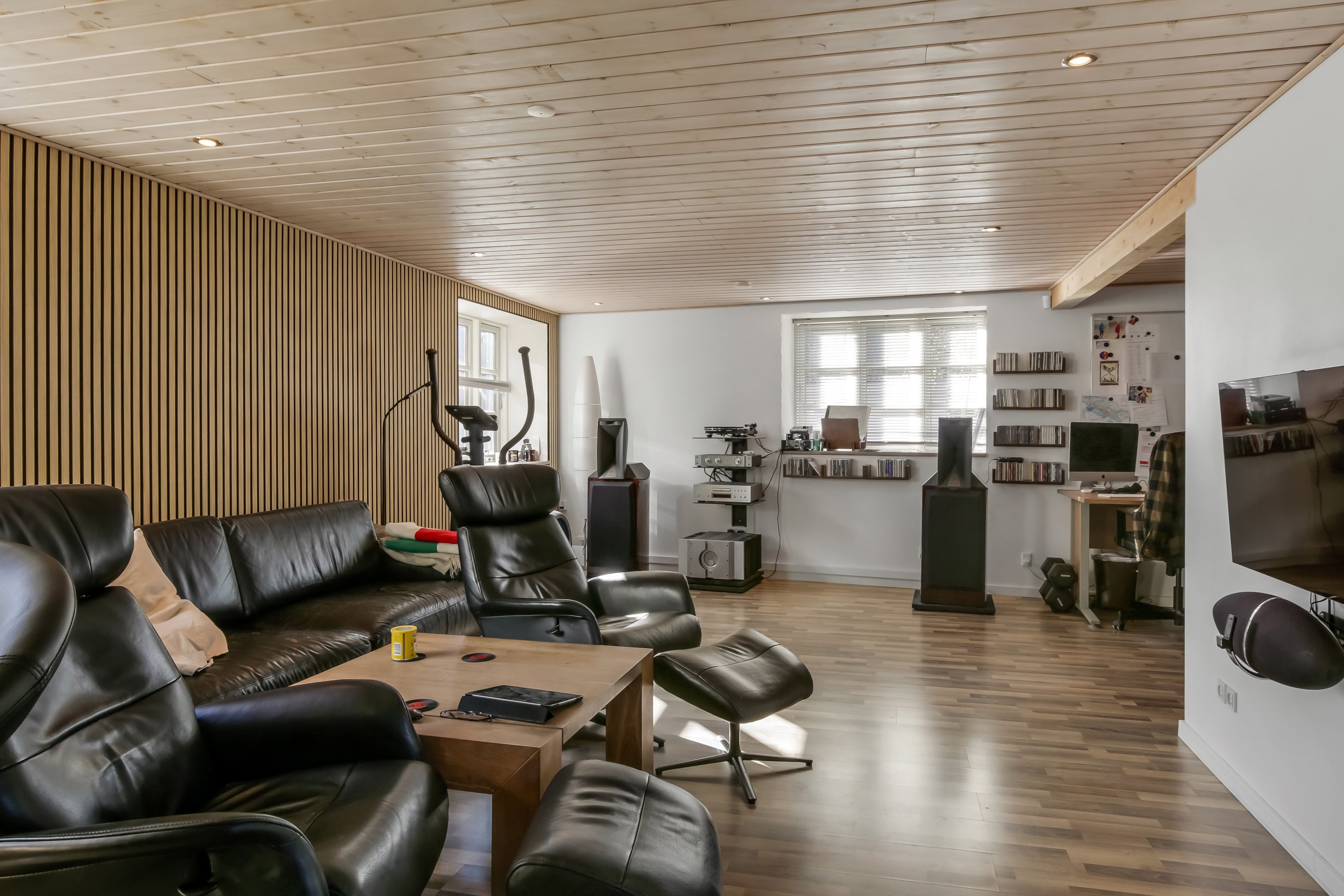 Fremhævet  billede i fuldskærmstilstand. Billede af Nørregyde 1, Egens, 8410 Rønde