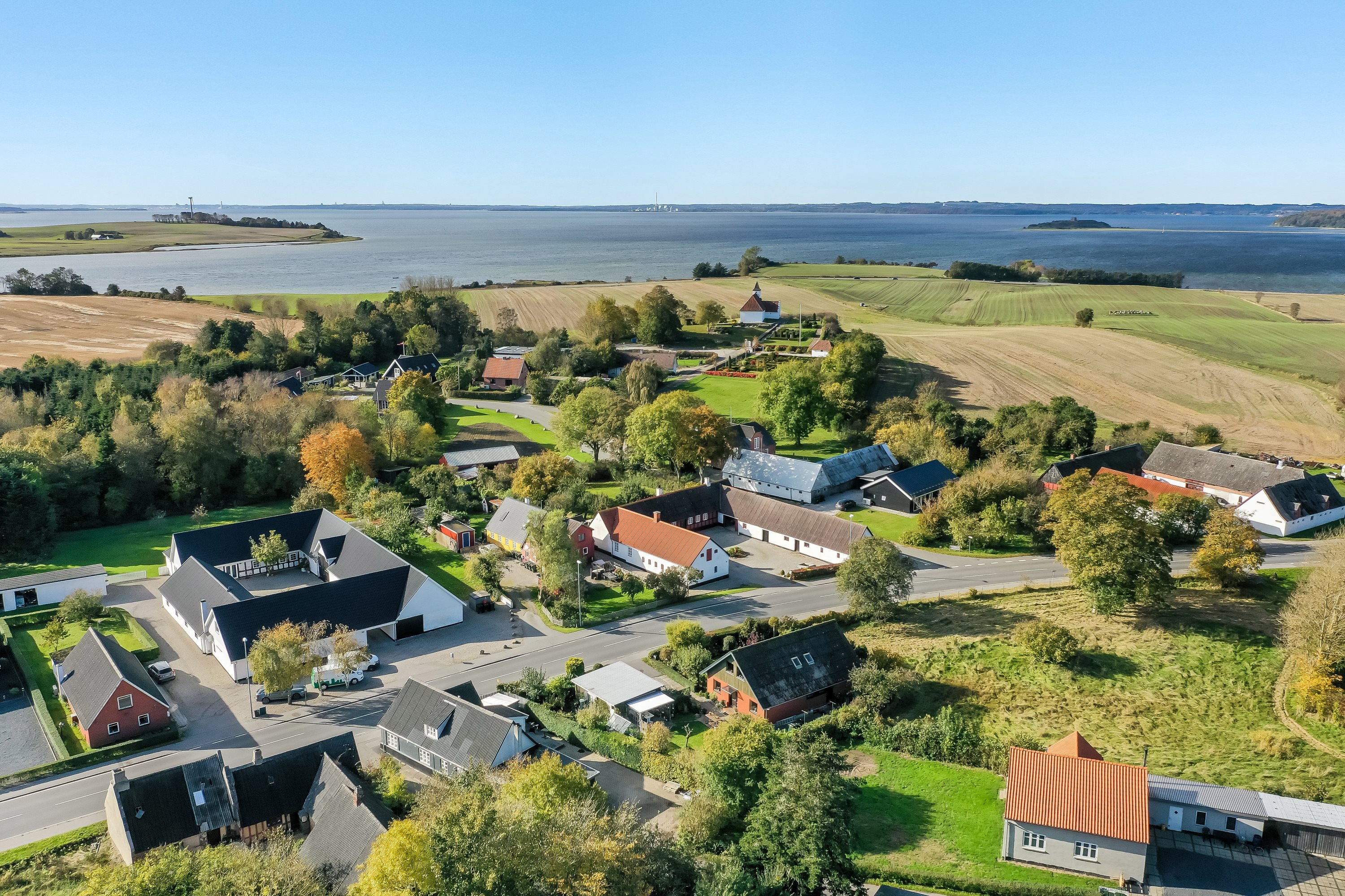 Fremhævet  billede i fuldskærmstilstand. Billede af Nørregyde 1, Egens, 8410 Rønde