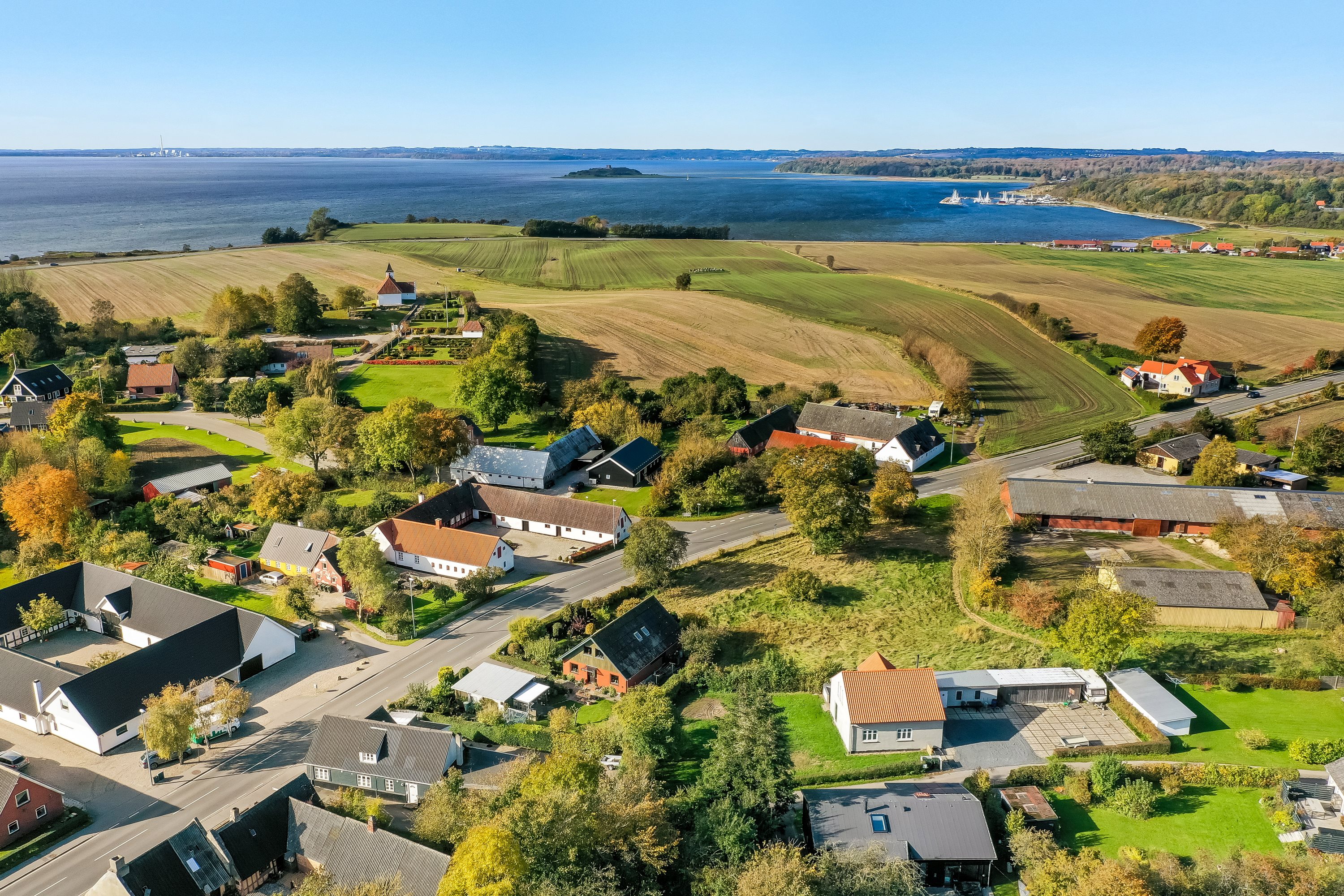 Fremhævet  billede i fuldskærmstilstand. Billede af Nørregyde 1, Egens, 8410 Rønde