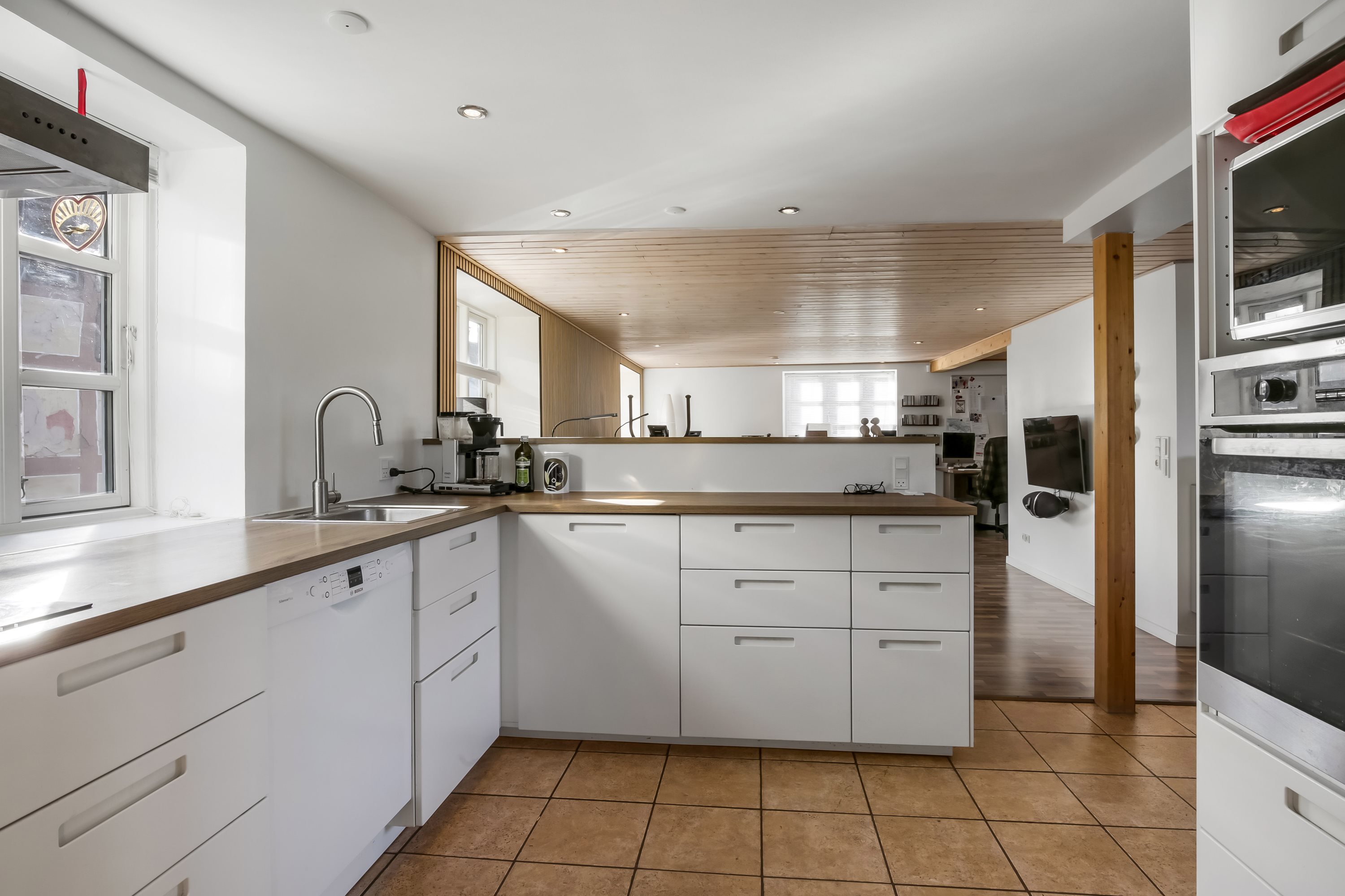 Fremhævet  billede i fuldskærmstilstand. Billede af Nørregyde 1, Egens, 8410 Rønde