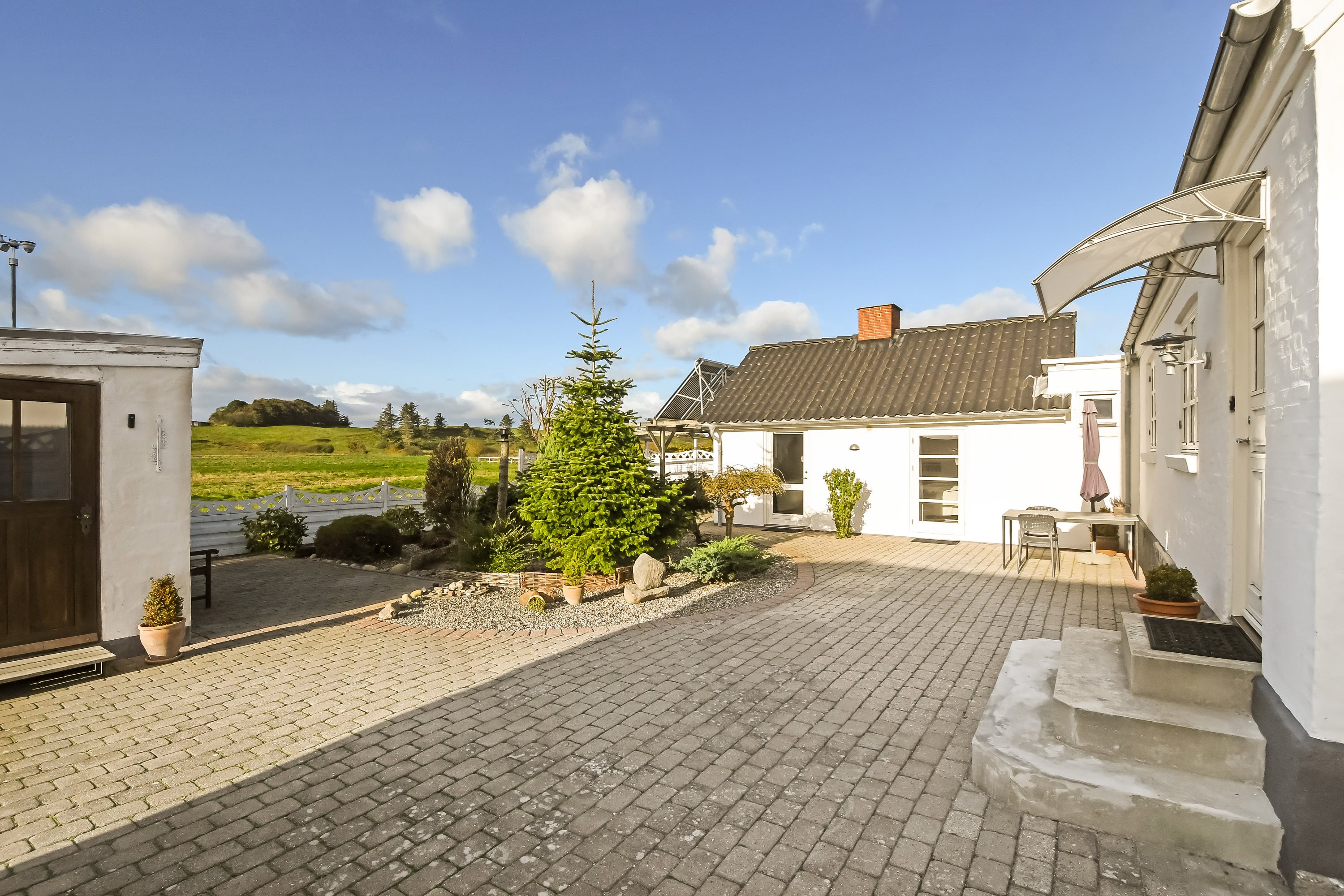 Fremhævet ejendommen billede i fuldskærmstilstand. Billede af Remmerstrandvej 112, Gudum, 7620 Lemvig