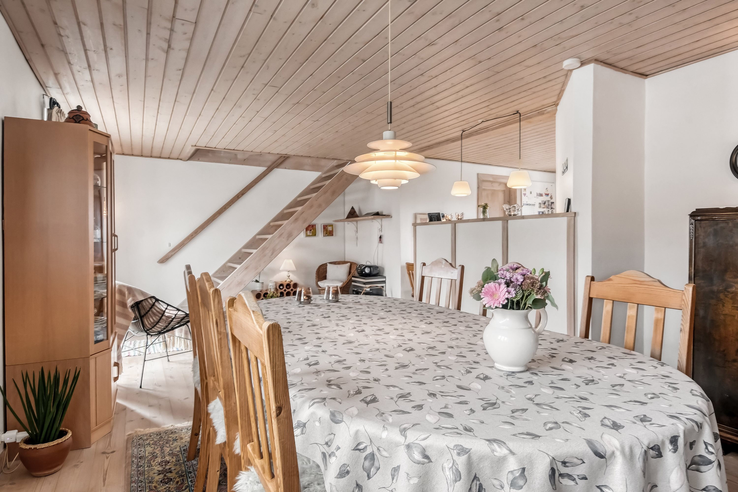 Fremhævet stue billede i fuldskærmstilstand. Billede af Remmerstrandvej 112, Gudum, 7620 Lemvig