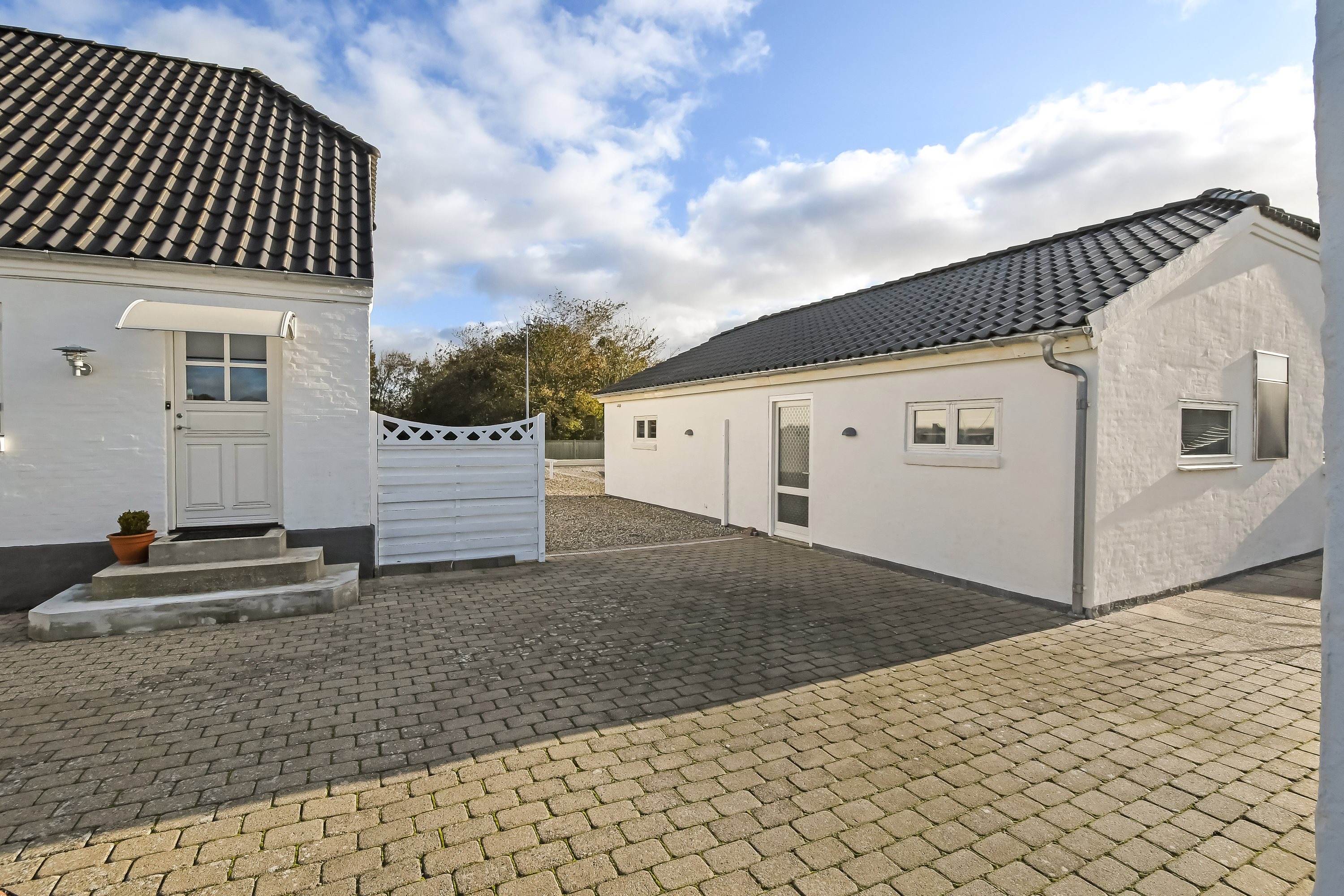 Fremhævet ejendommen billede i fuldskærmstilstand. Billede af Remmerstrandvej 112, Gudum, 7620 Lemvig