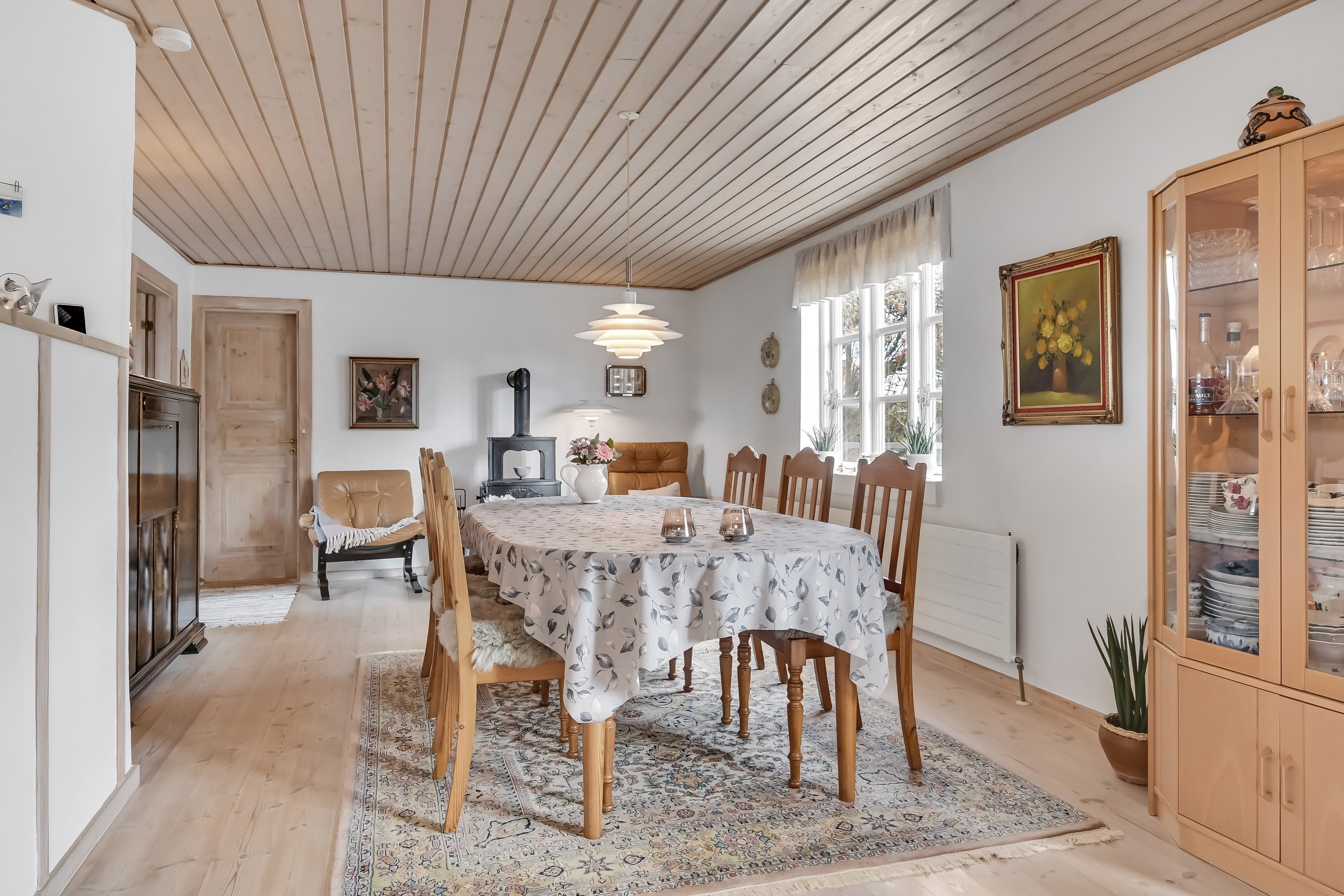 Fremhævet stue billede i fuldskærmstilstand. Billede af Remmerstrandvej 112, Gudum, 7620 Lemvig