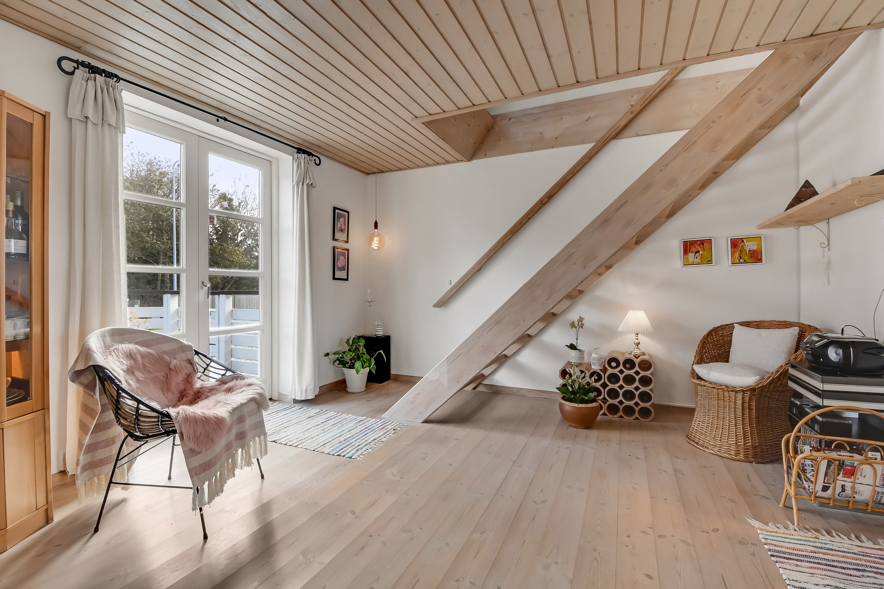 Fremhævet stue billede i fuldskærmstilstand. Billede af Remmerstrandvej 112, Gudum, 7620 Lemvig