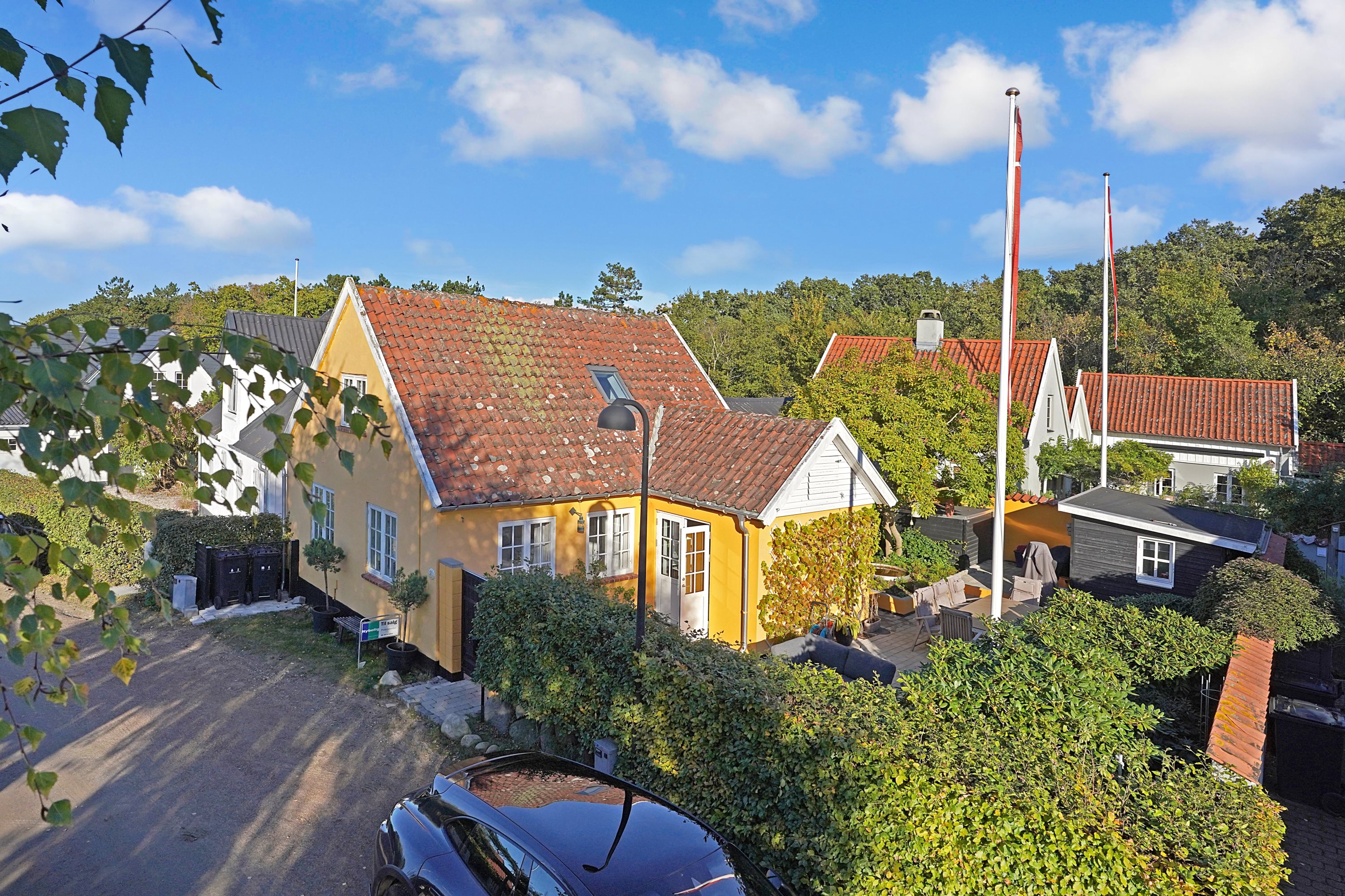 Fremhævet ejendommen billede i fuldskærmstilstand. Billede af Lochersvej 6, 3100 Hornbæk