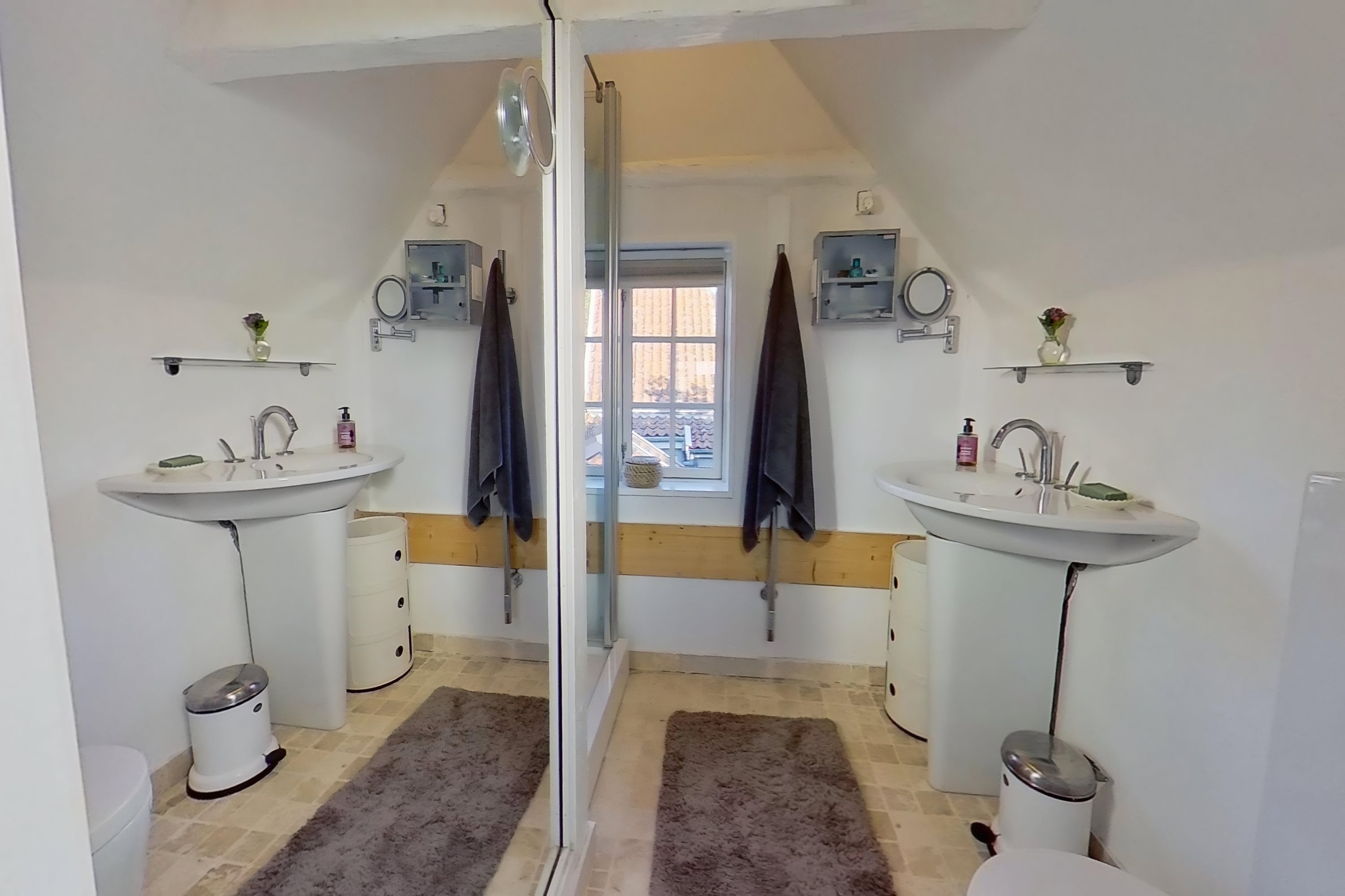 Fremhævet badeværelse billede i fuldskærmstilstand. Billede af Lochersvej 6, 3100 Hornbæk