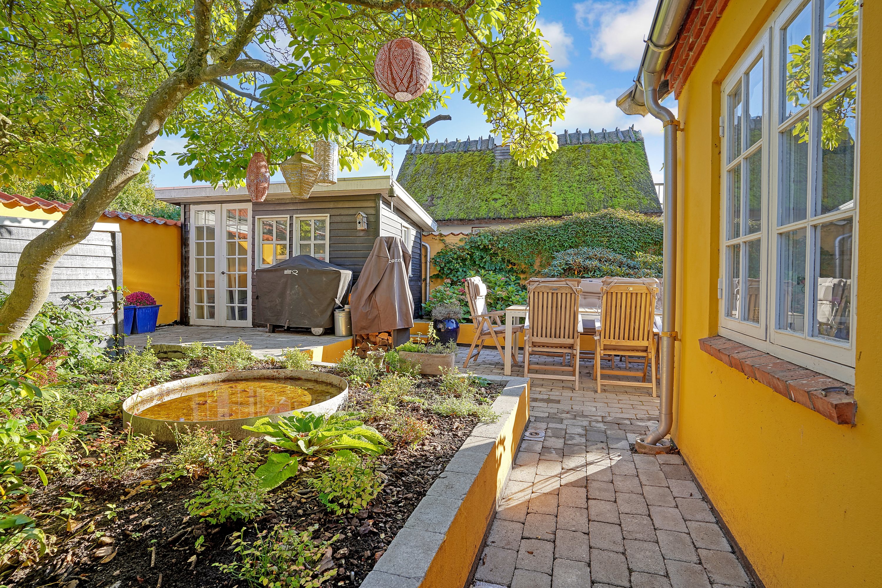 Fremhævet have billede i fuldskærmstilstand. Billede af Lochersvej 6, 3100 Hornbæk