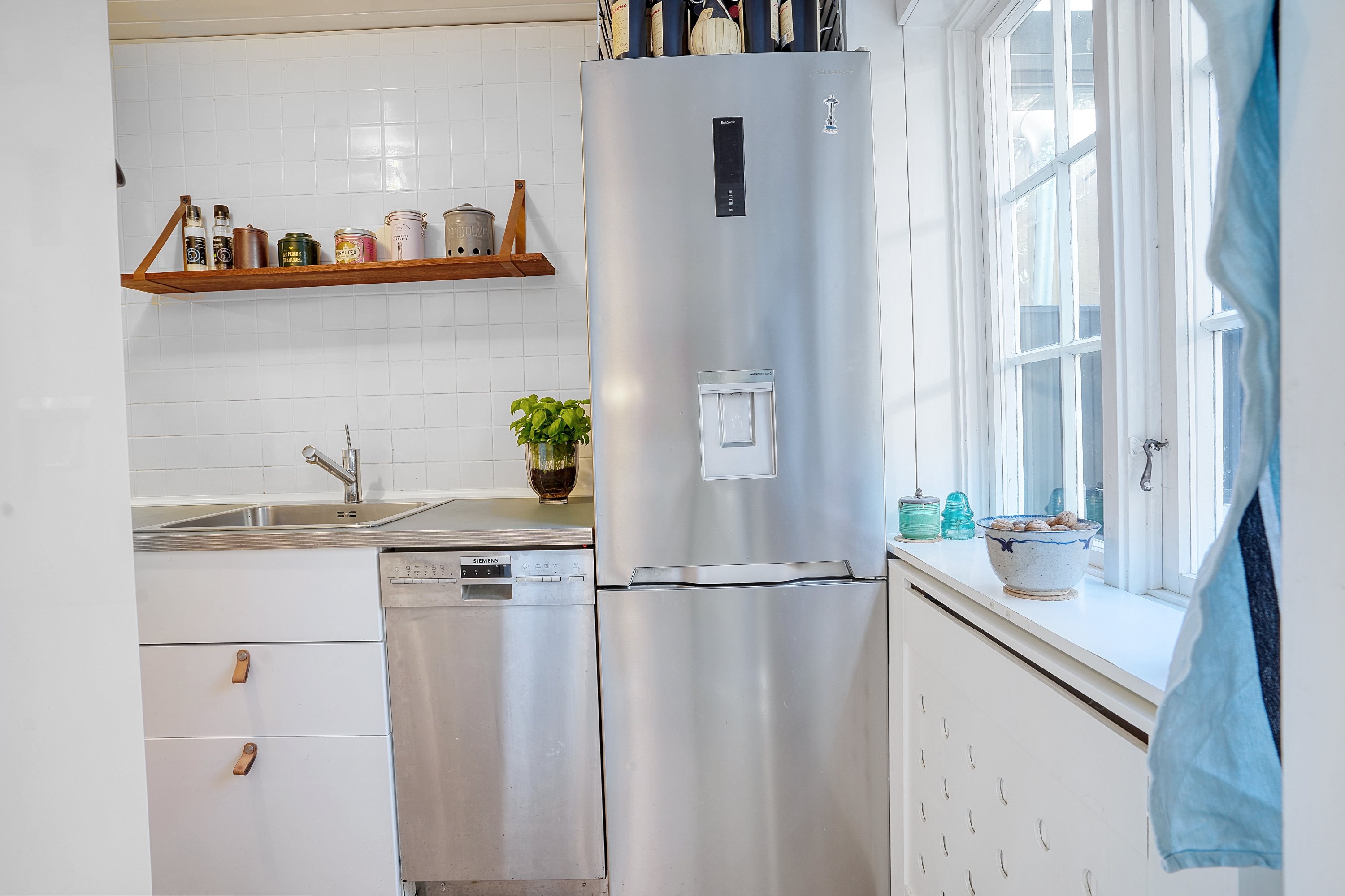 Fremhævet køkken billede i fuldskærmstilstand. Billede af Lochersvej 6, 3100 Hornbæk