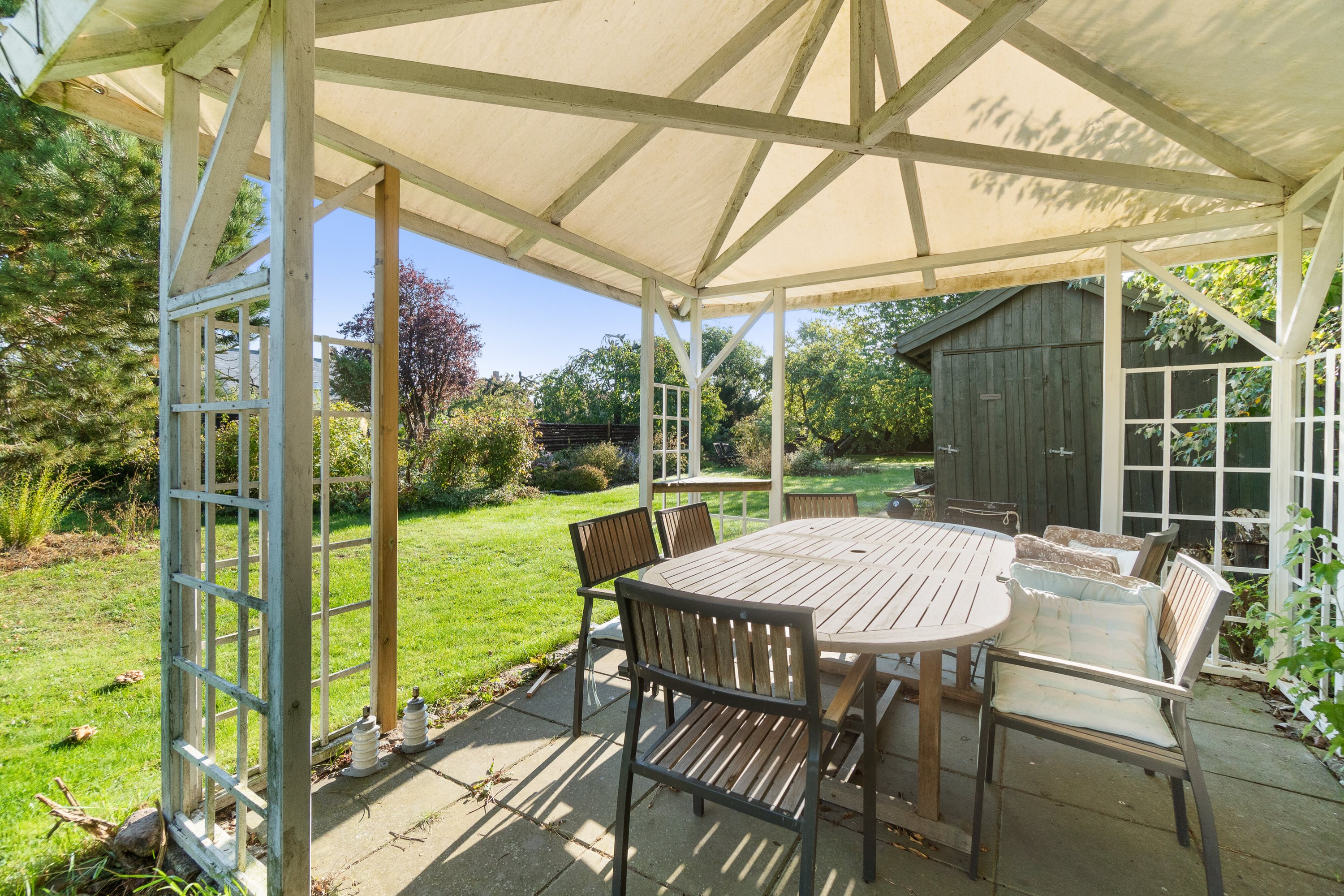 Fremhævet udendørs billede i fuldskærmstilstand. Billede af Storegade 29, 1. tv., 3740 Svaneke