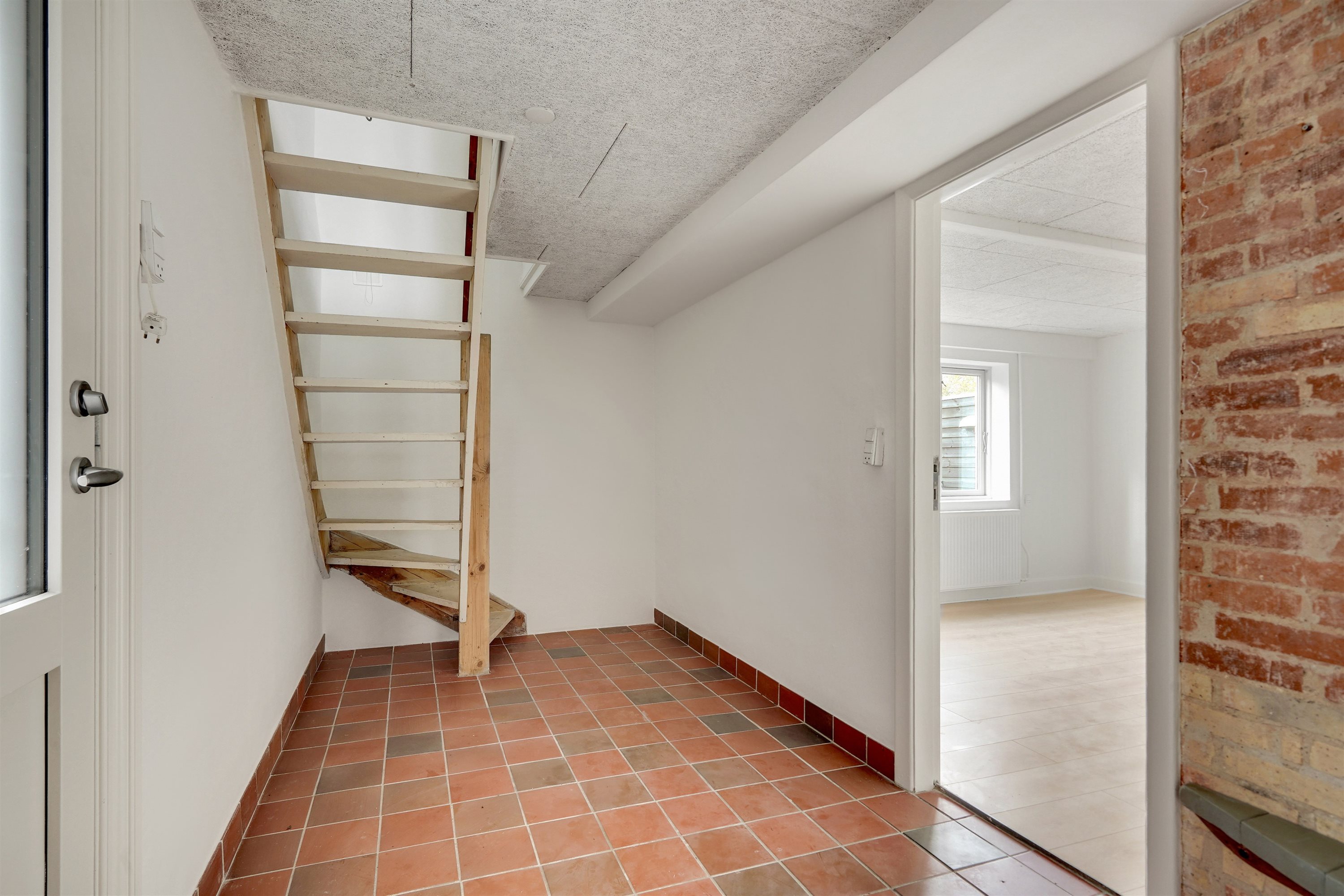 Fremhævet kælder billede i fuldskærmstilstand. Billede af Bakkevej 36, Varde, 6800 Varde