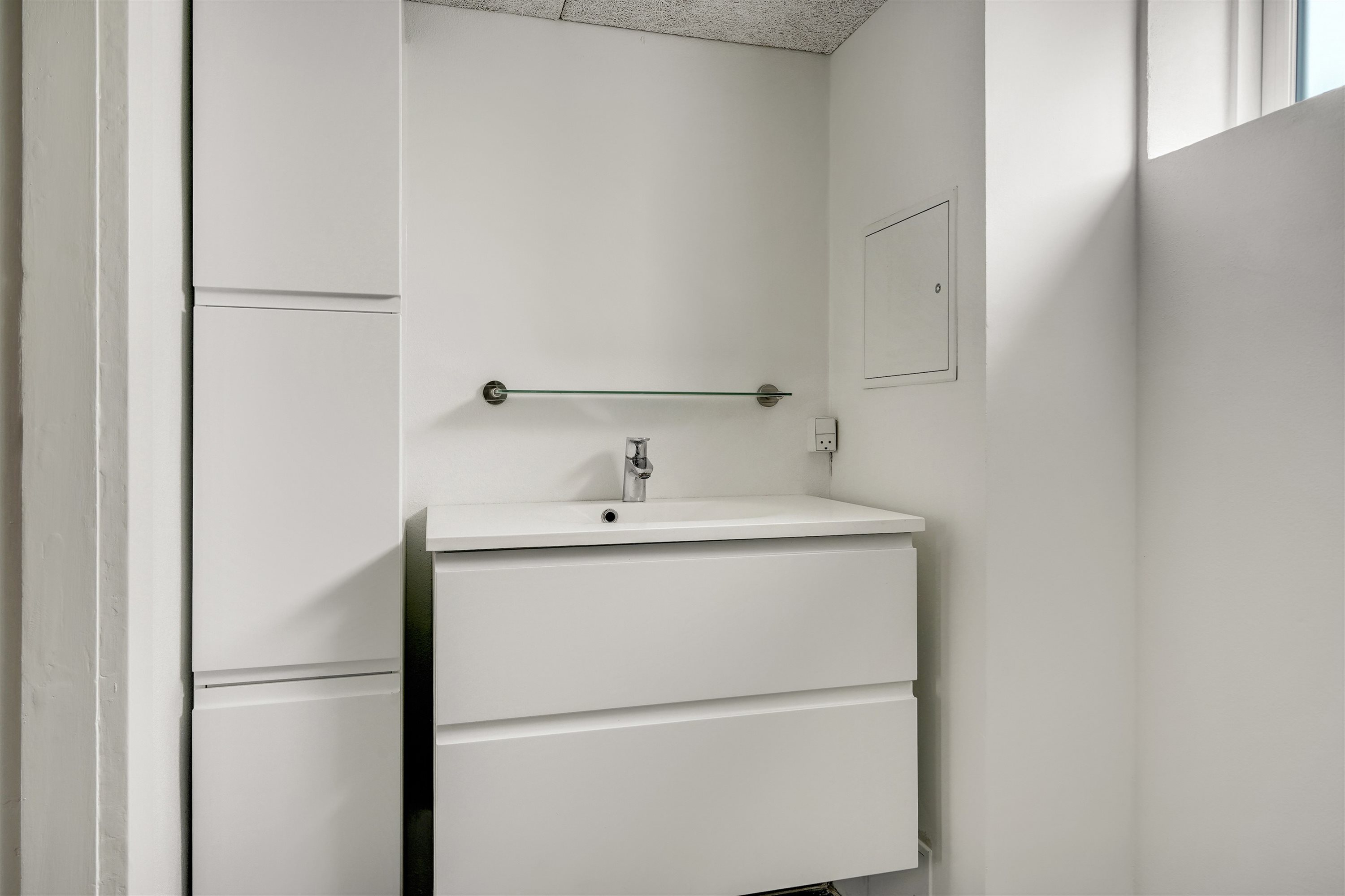 Fremhævet badeværelse billede i fuldskærmstilstand. Billede af Bakkevej 36, Varde, 6800 Varde