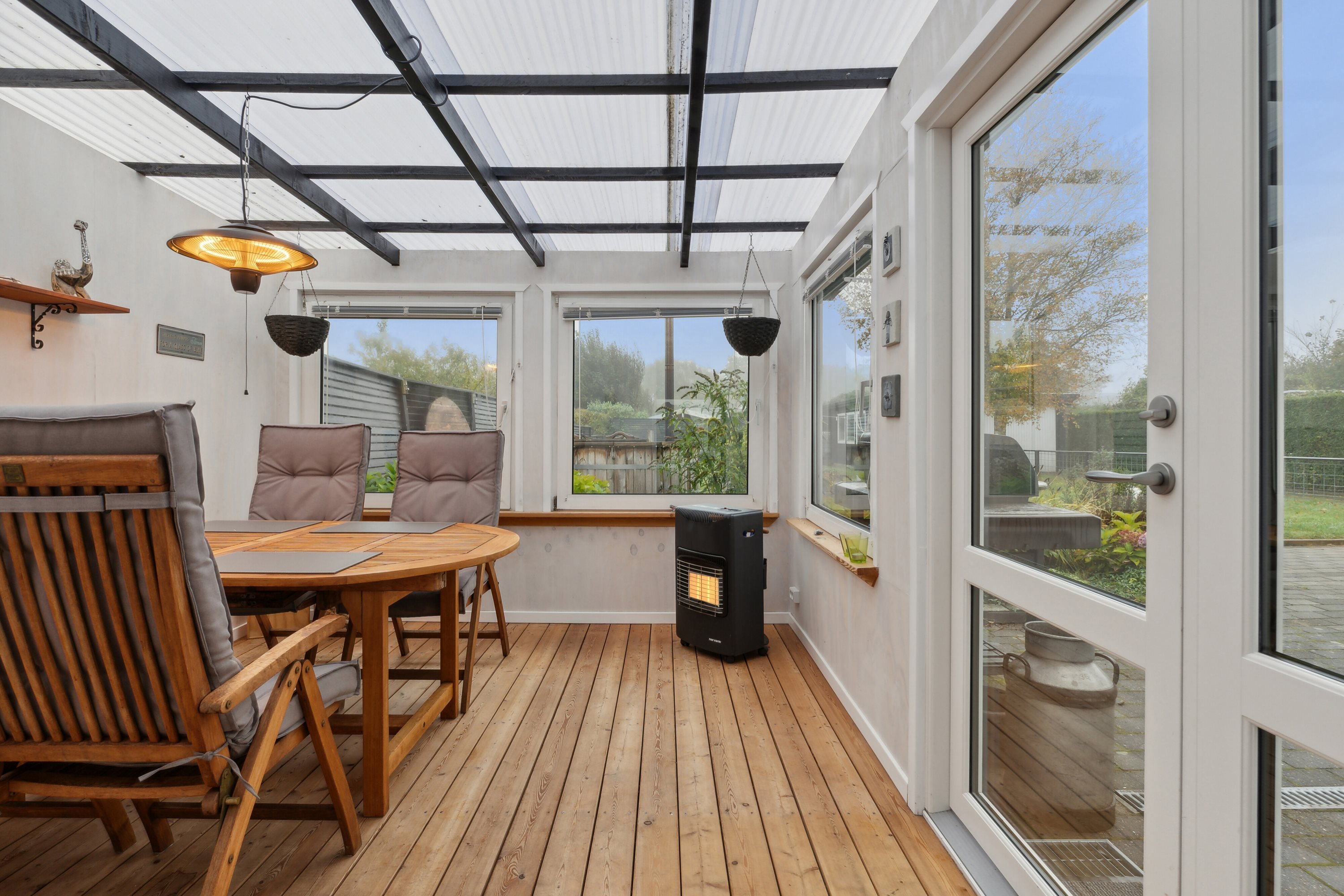 Fremhævet udestue billede i fuldskærmstilstand. Billede af Østre Alle 70, 9800 Hjørring