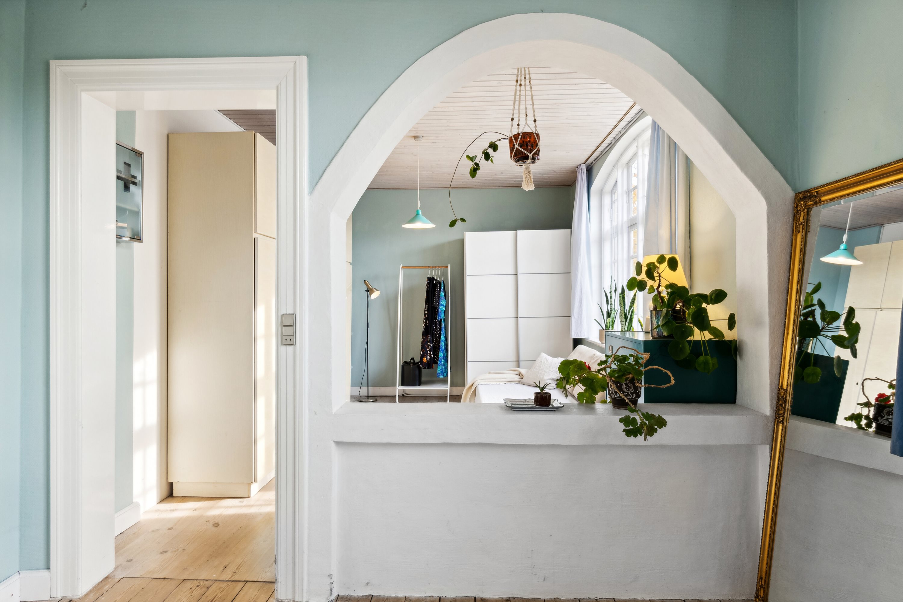 Fremhævet gang billede i fuldskærmstilstand. Billede af Lundby Hovedgade 63, 4750 Lundby