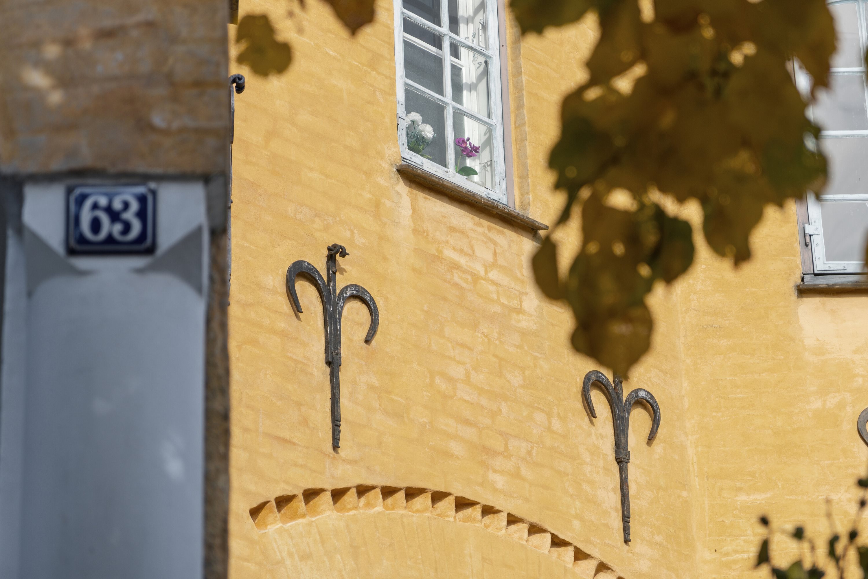 Fremhævet udendørs billede i fuldskærmstilstand. Billede af Lundby Hovedgade 63, 4750 Lundby