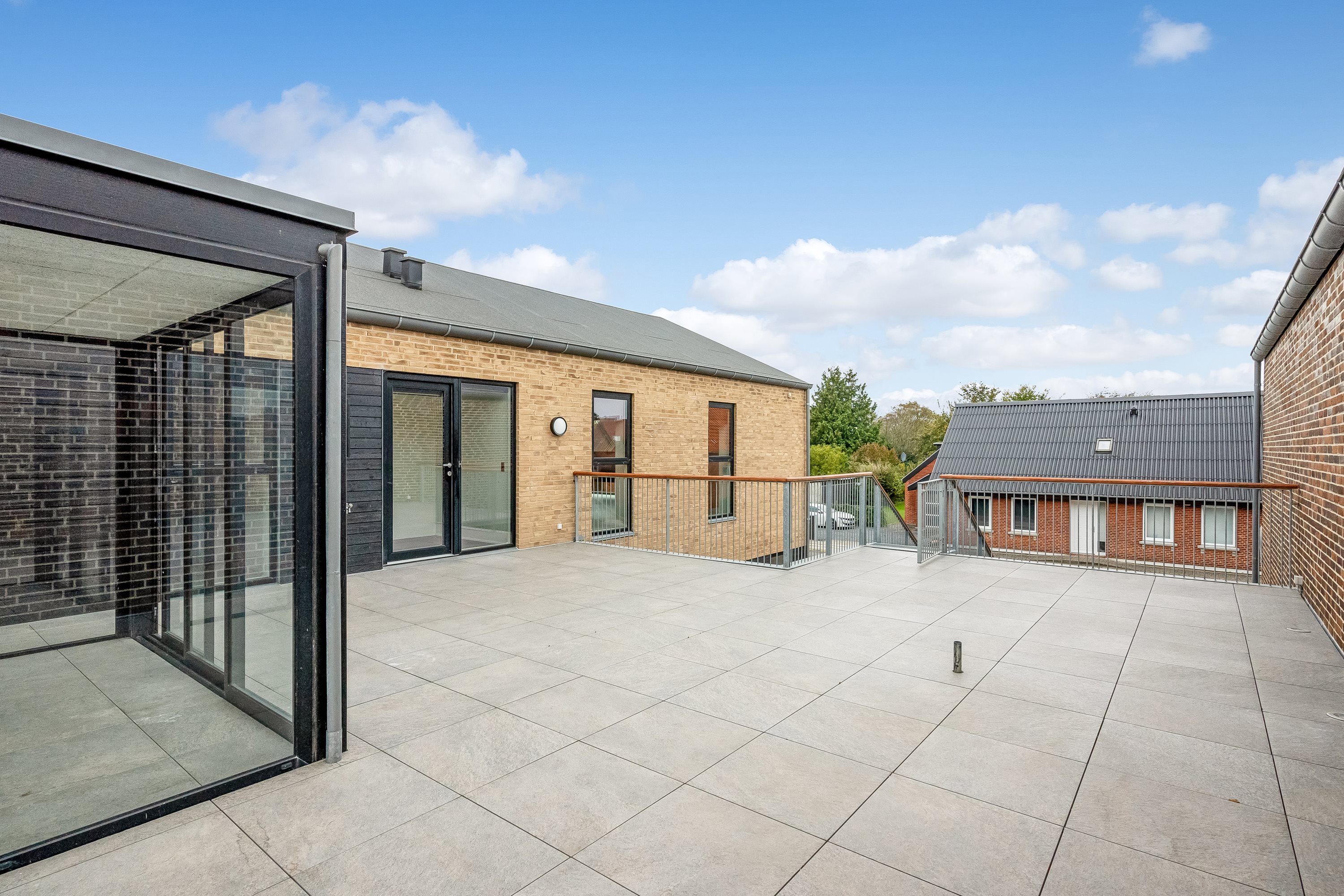 Fremhævet terrasse billede i fuldskærmstilstand. Billede af Skivevej 24A, 1., 7500 Holstebro