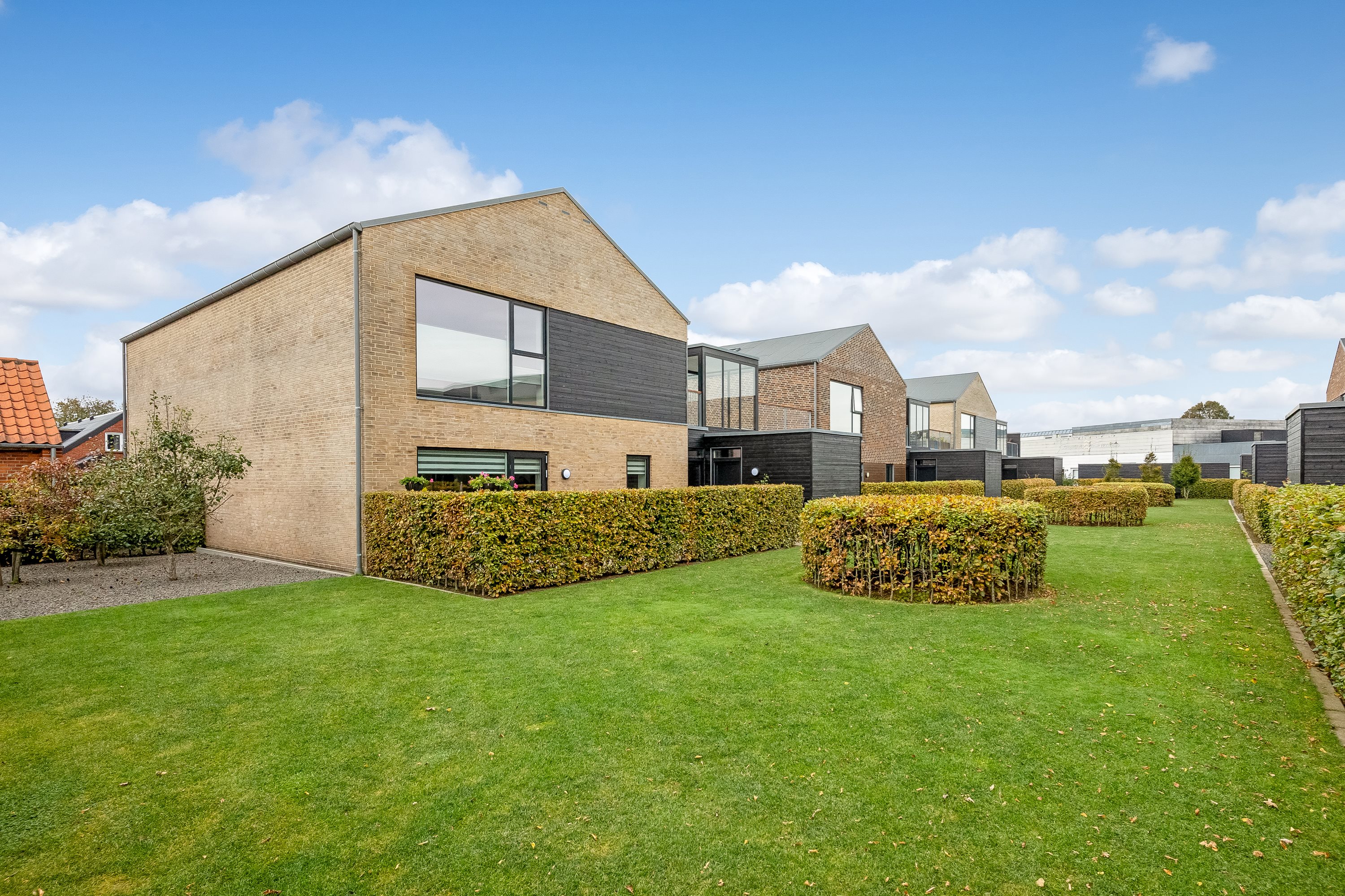 Fremhævet ejendommen billede i fuldskærmstilstand. Billede af Skivevej 24A, 1., 7500 Holstebro