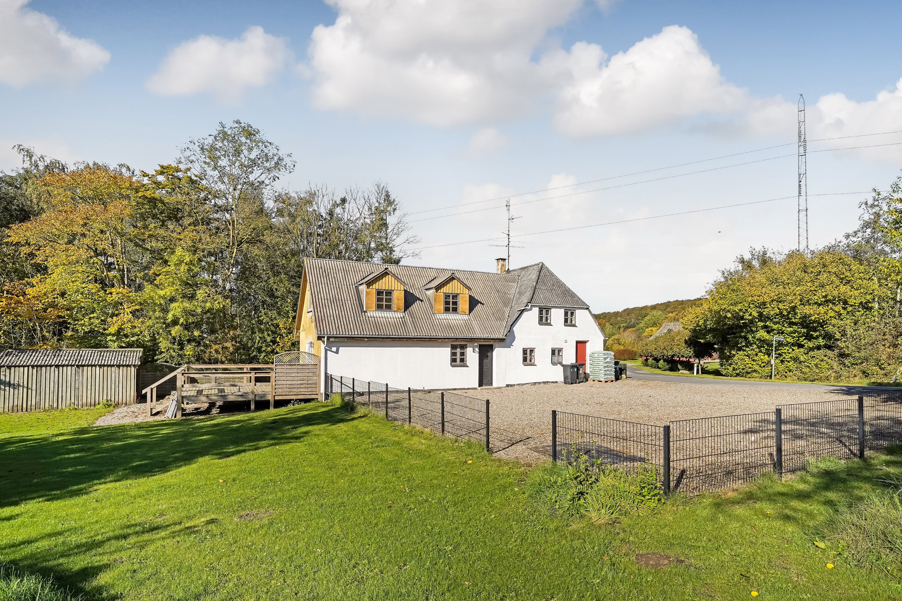 Miniaturebillede 1: ejendommen. Billede af Stærmosevej 160, 5690 Tommerup