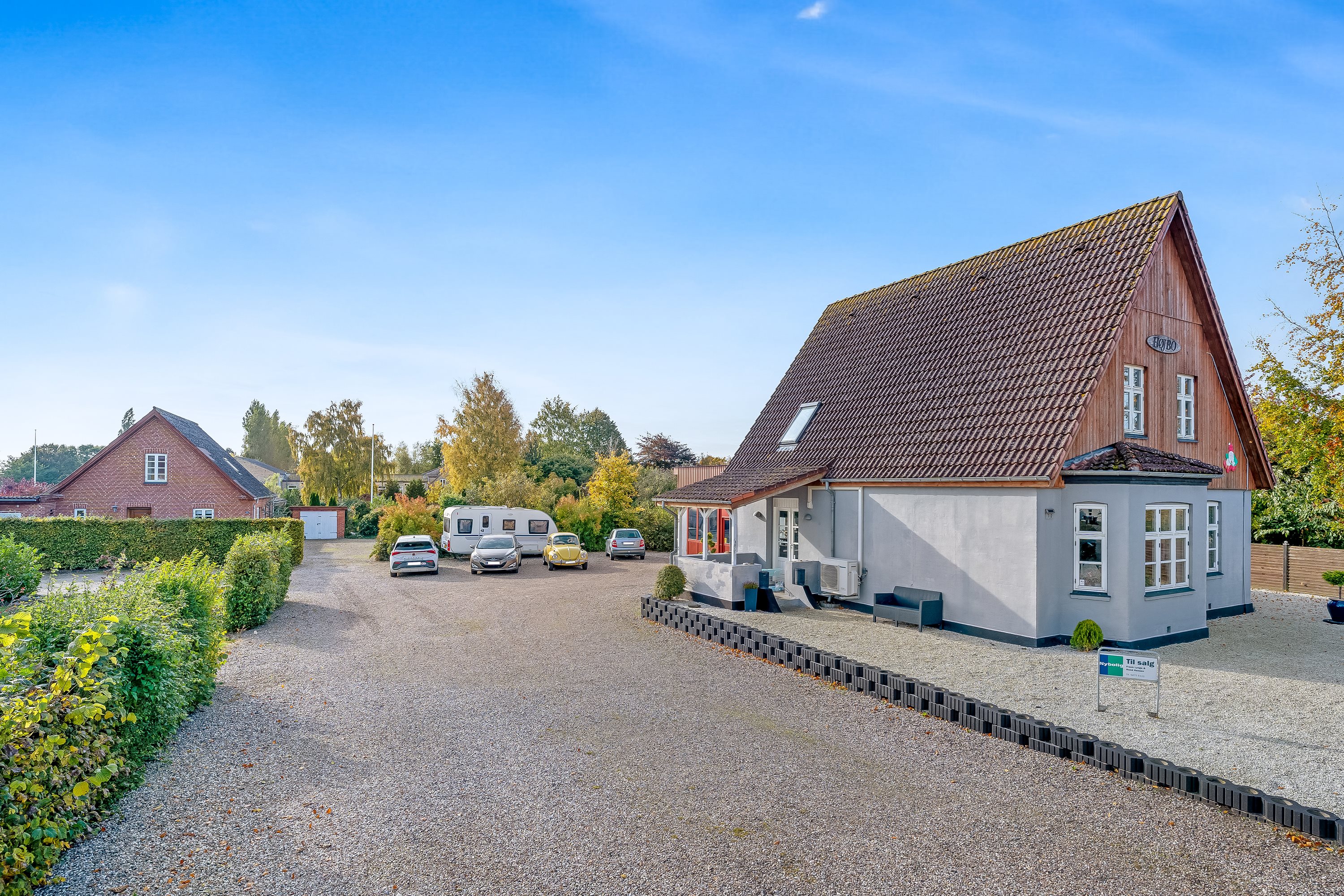 Fremhævet mastefoto billede i fuldskærmstilstand. Billede af Hovedgaden 32, 4913 Horslunde