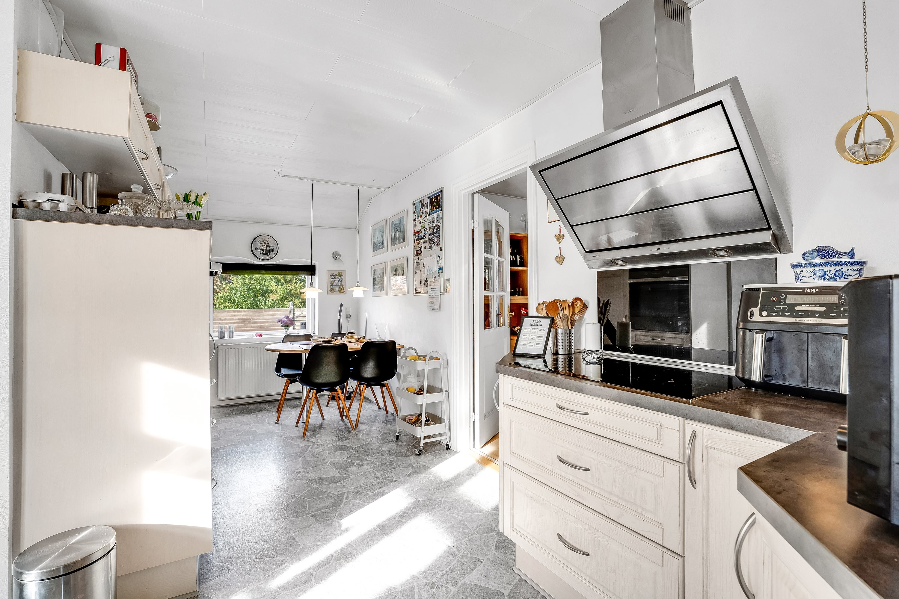 Miniaturebillede 2: køkken. Billede af Hovedgaden 32, 4913 Horslunde