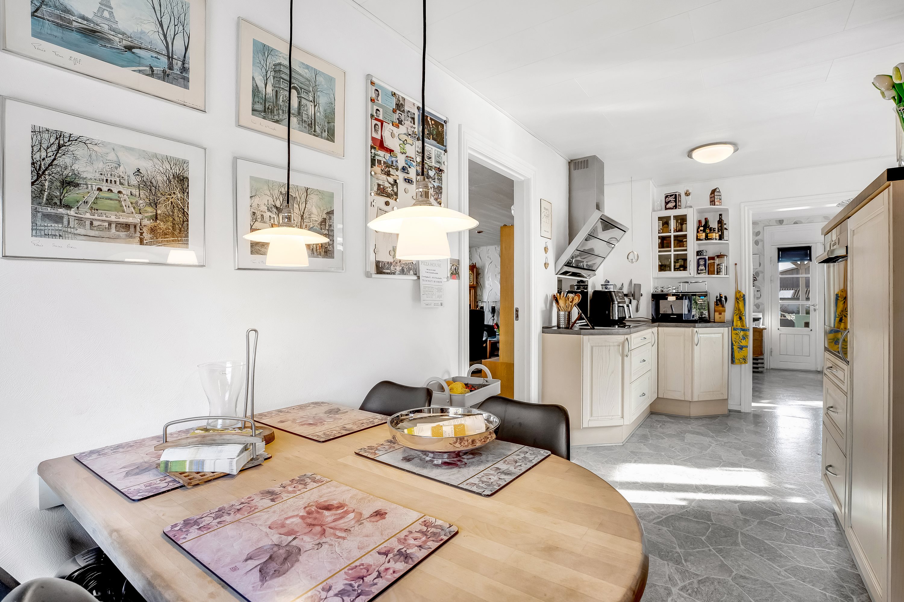 Fremhævet køkken alrum billede i fuldskærmstilstand. Billede af Hovedgaden 32, 4913 Horslunde