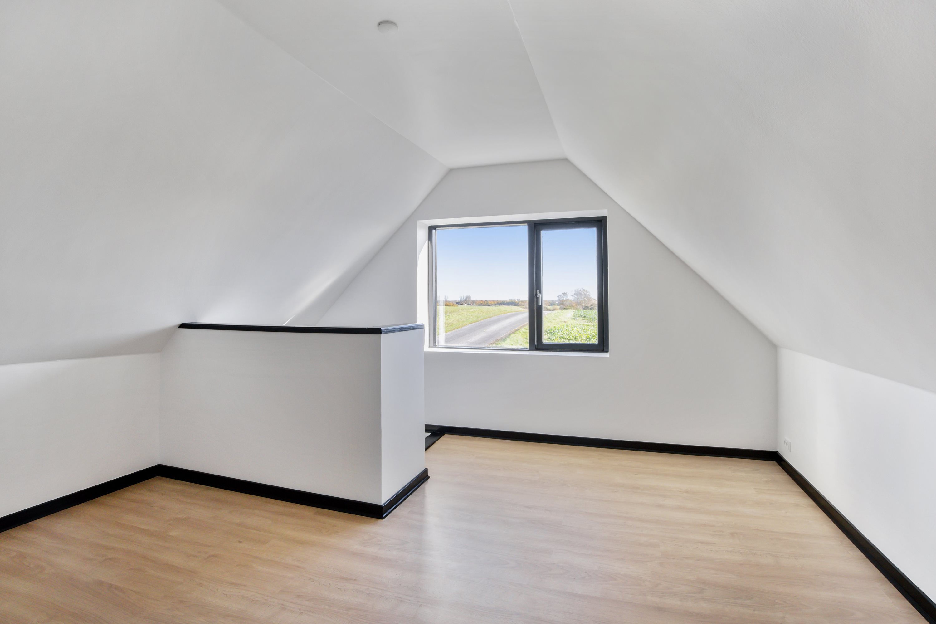 Fremhævet repos billede i fuldskærmstilstand. Billede af Falkensøvej 3, Kirke Helsinge, 4281 Gørlev