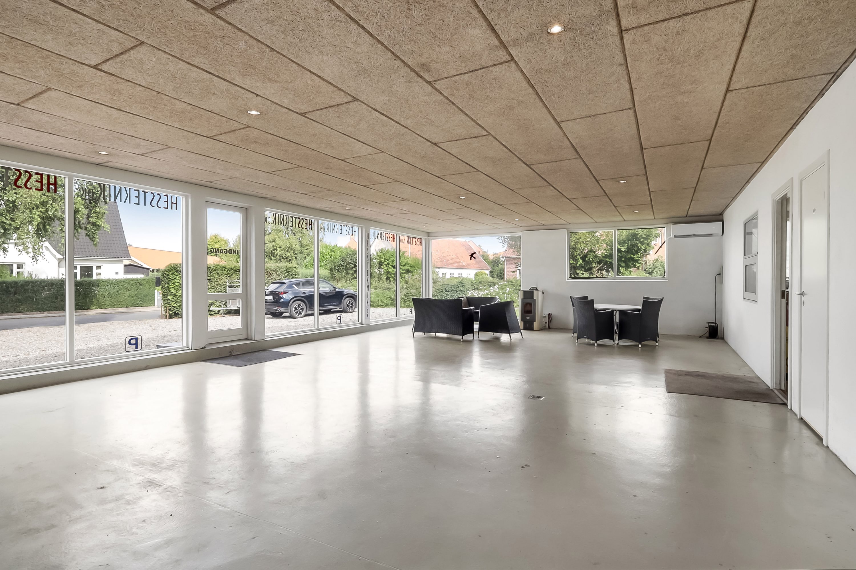 Fremhævet  billede i fuldskærmstilstand. Billede af Skolevej 8, 5874 Hesselager