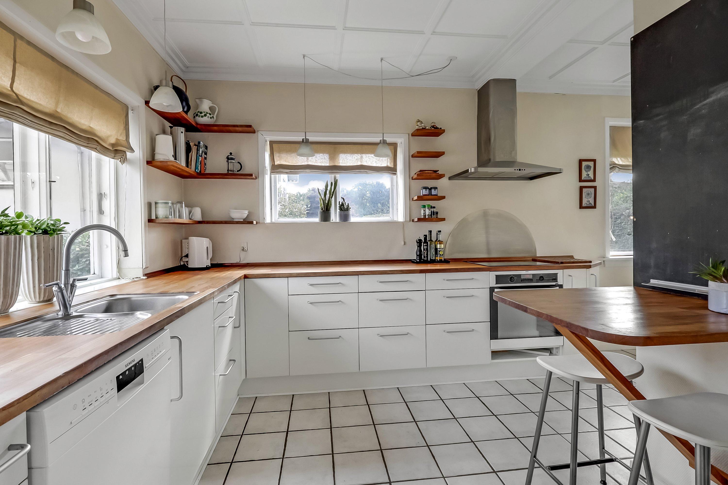 Fremhævet  billede i fuldskærmstilstand. Billede af Skolevej 8, 5874 Hesselager