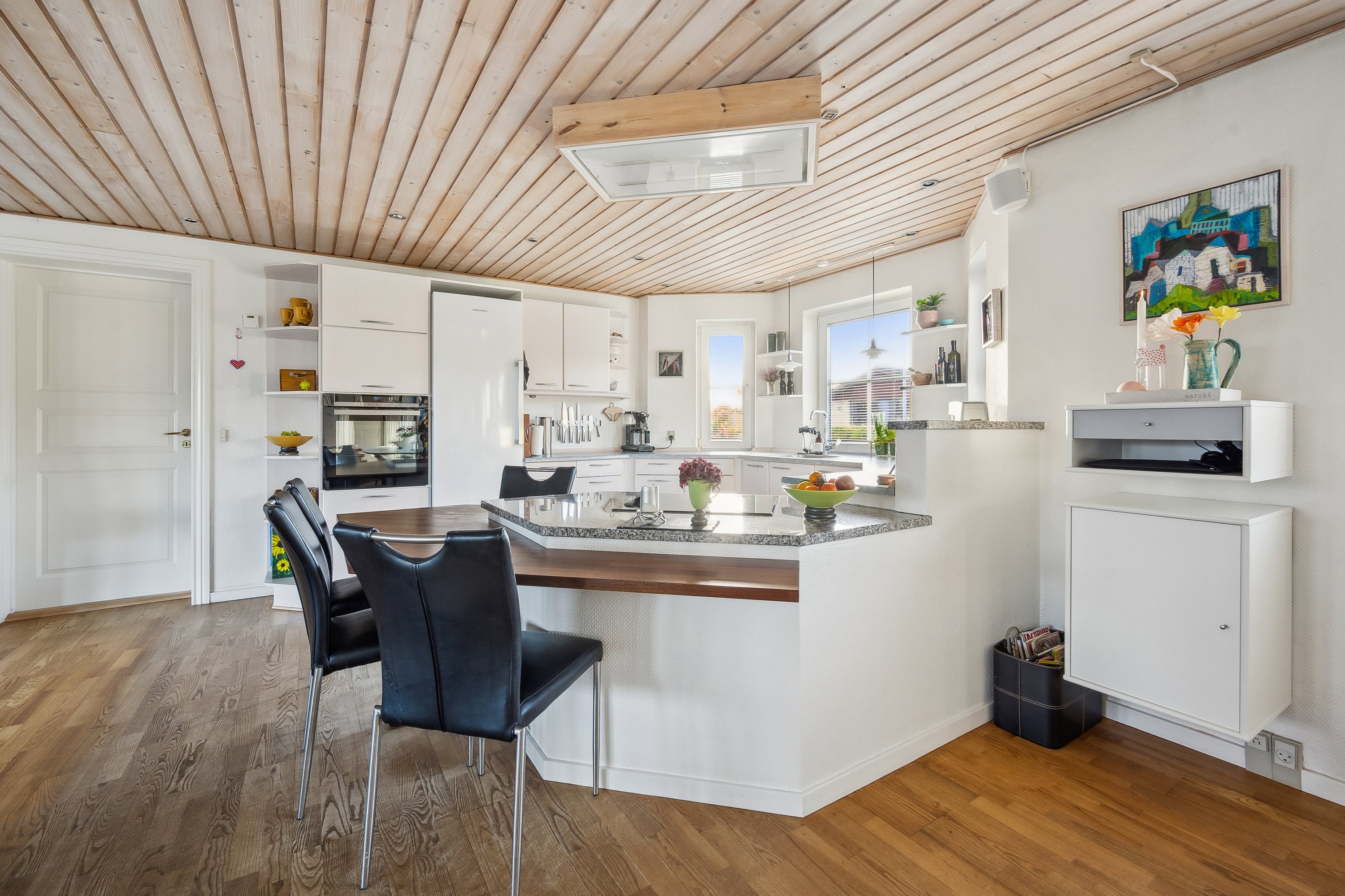 Fremhævet køkken billede i fuldskærmstilstand. Billede af Brovej 11, Klejtrup, 9500 Hobro