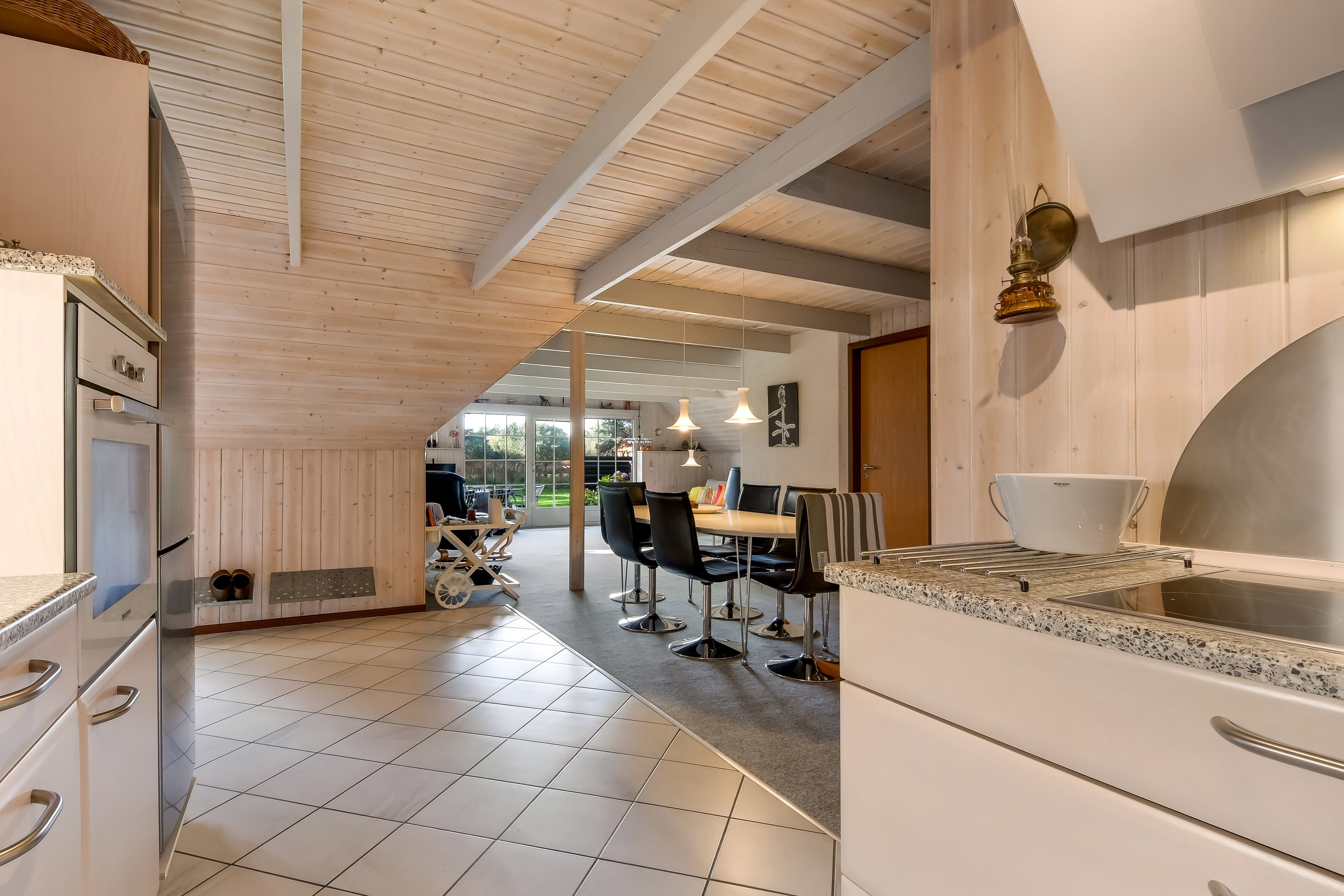 Fremhævet køkken billede i fuldskærmstilstand. Billede af Sortebærvej 18, Vedersø, 6990 Ulfborg