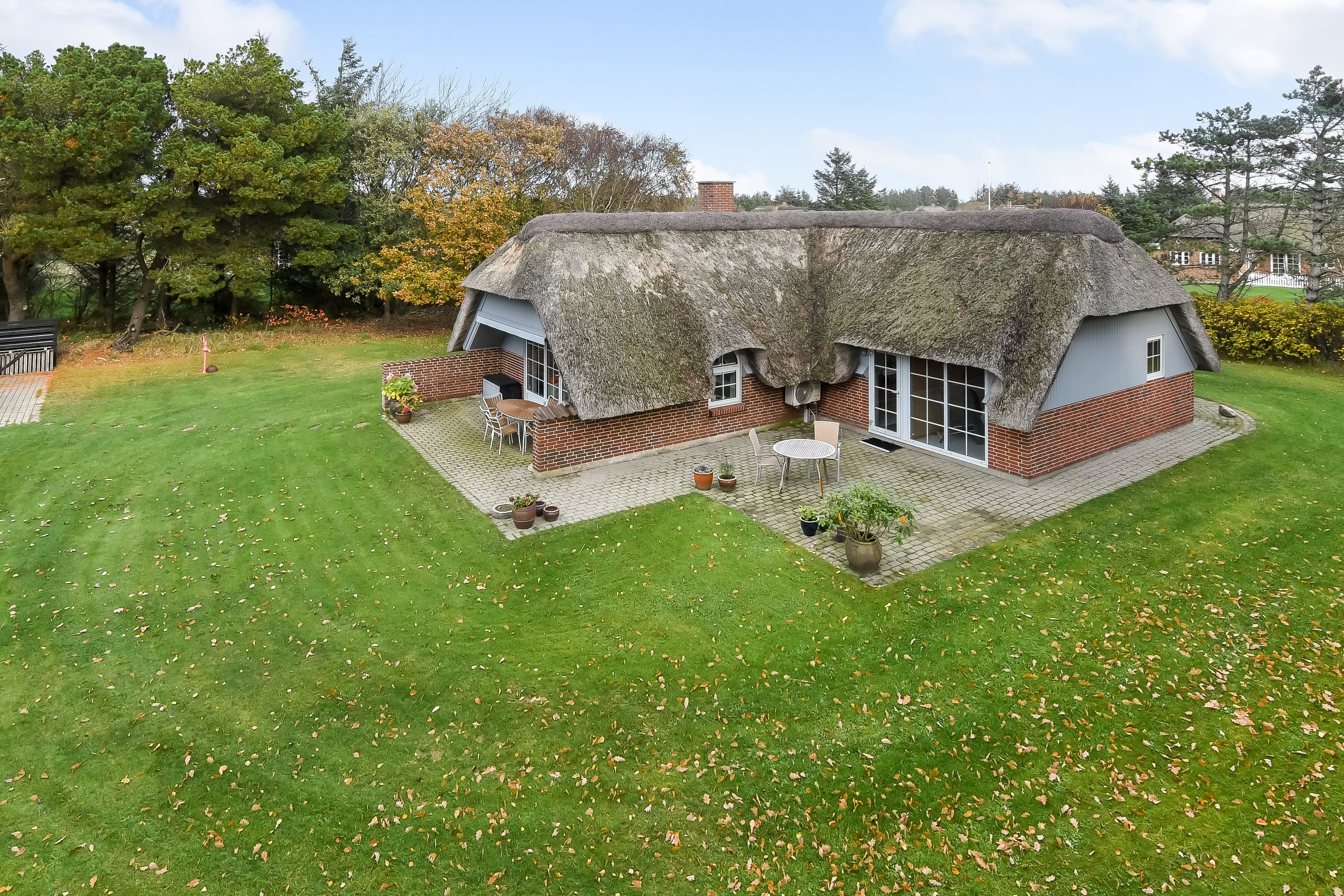 Fremhævet ejendommen billede i fuldskærmstilstand. Billede af Sortebærvej 18, Vedersø, 6990 Ulfborg