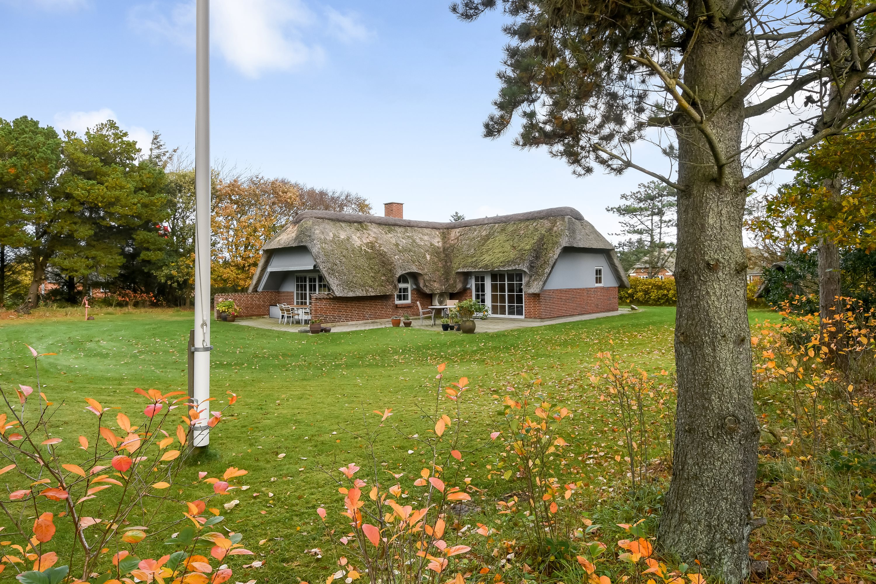 Fremhævet ejendommen billede i fuldskærmstilstand. Billede af Sortebærvej 18, Vedersø, 6990 Ulfborg