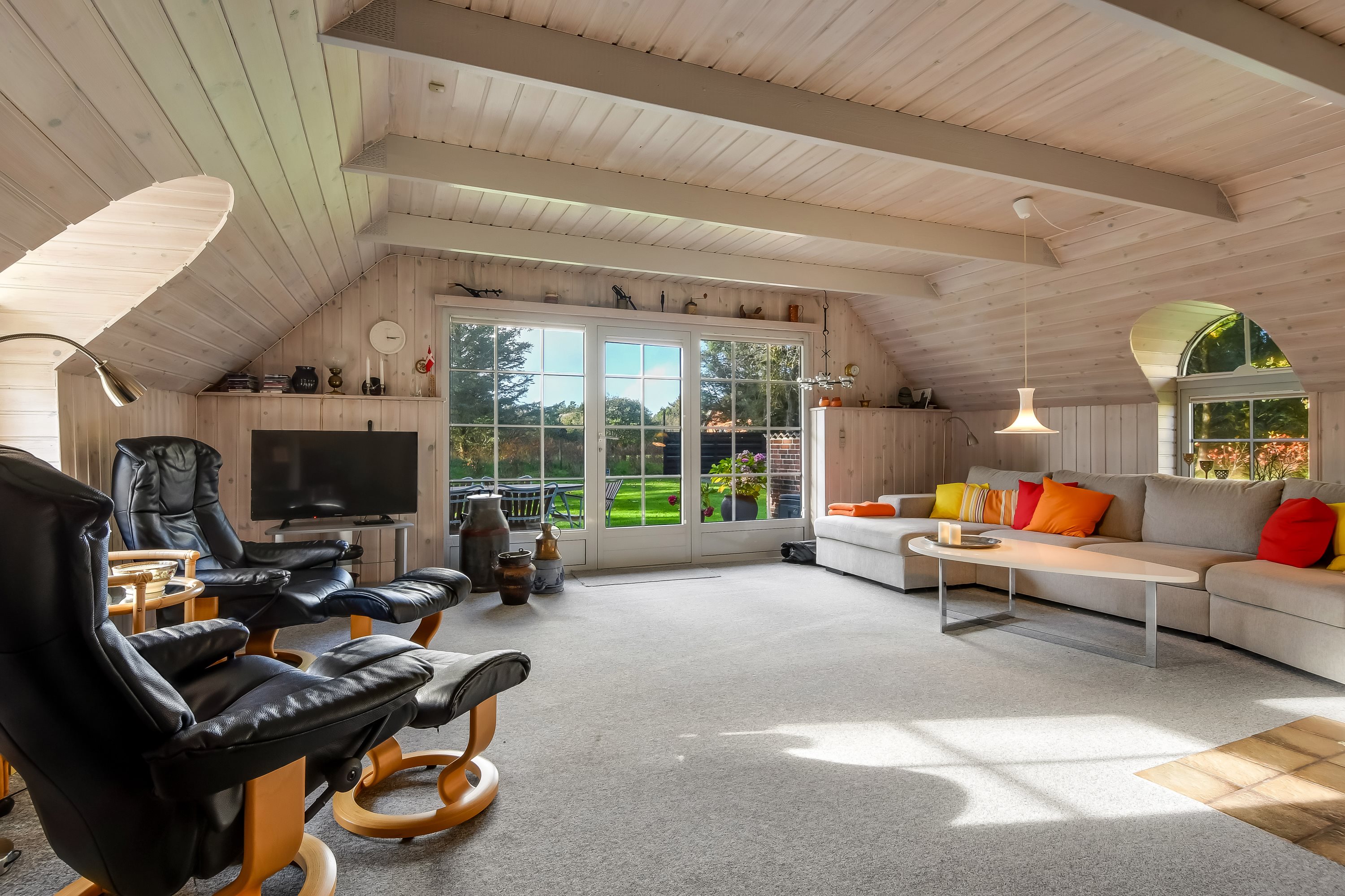 Fremhævet stue billede i fuldskærmstilstand. Billede af Sortebærvej 18, Vedersø, 6990 Ulfborg