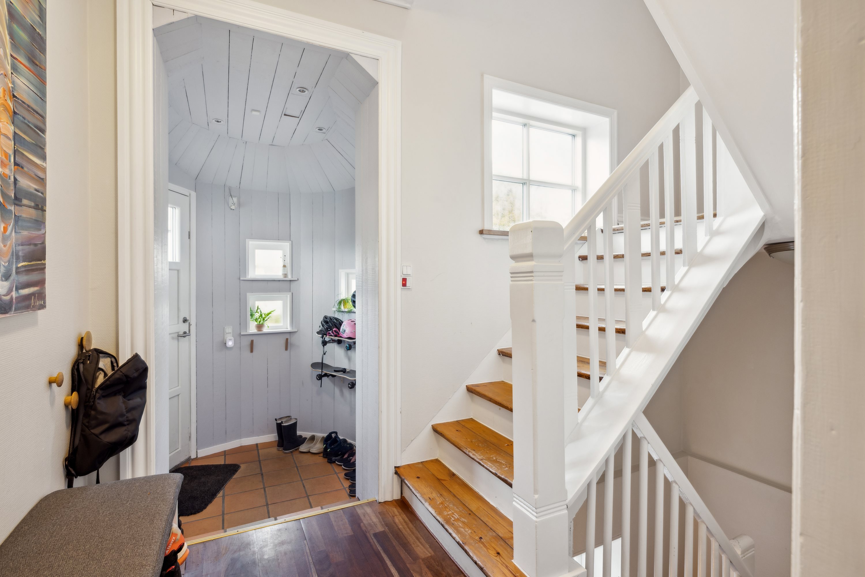 Fremhævet trappe billede i fuldskærmstilstand. Billede af Sønder Alle 49, 8800 Viborg