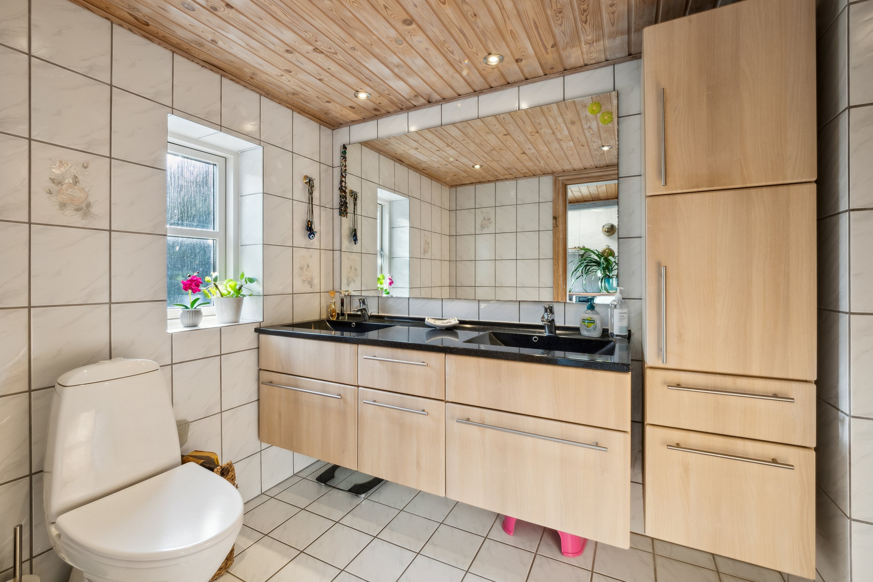 Fremhævet badeværelse billede i fuldskærmstilstand. Billede af Brobækvej 57, Solbjerg, 7950 Erslev