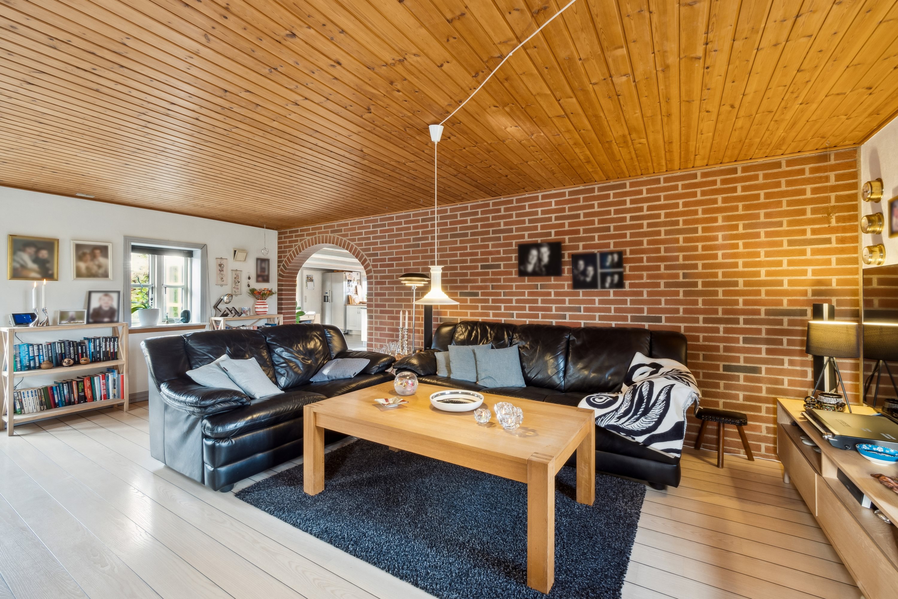 Fremhævet stue billede i fuldskærmstilstand. Billede af Brobækvej 57, Solbjerg, 7950 Erslev