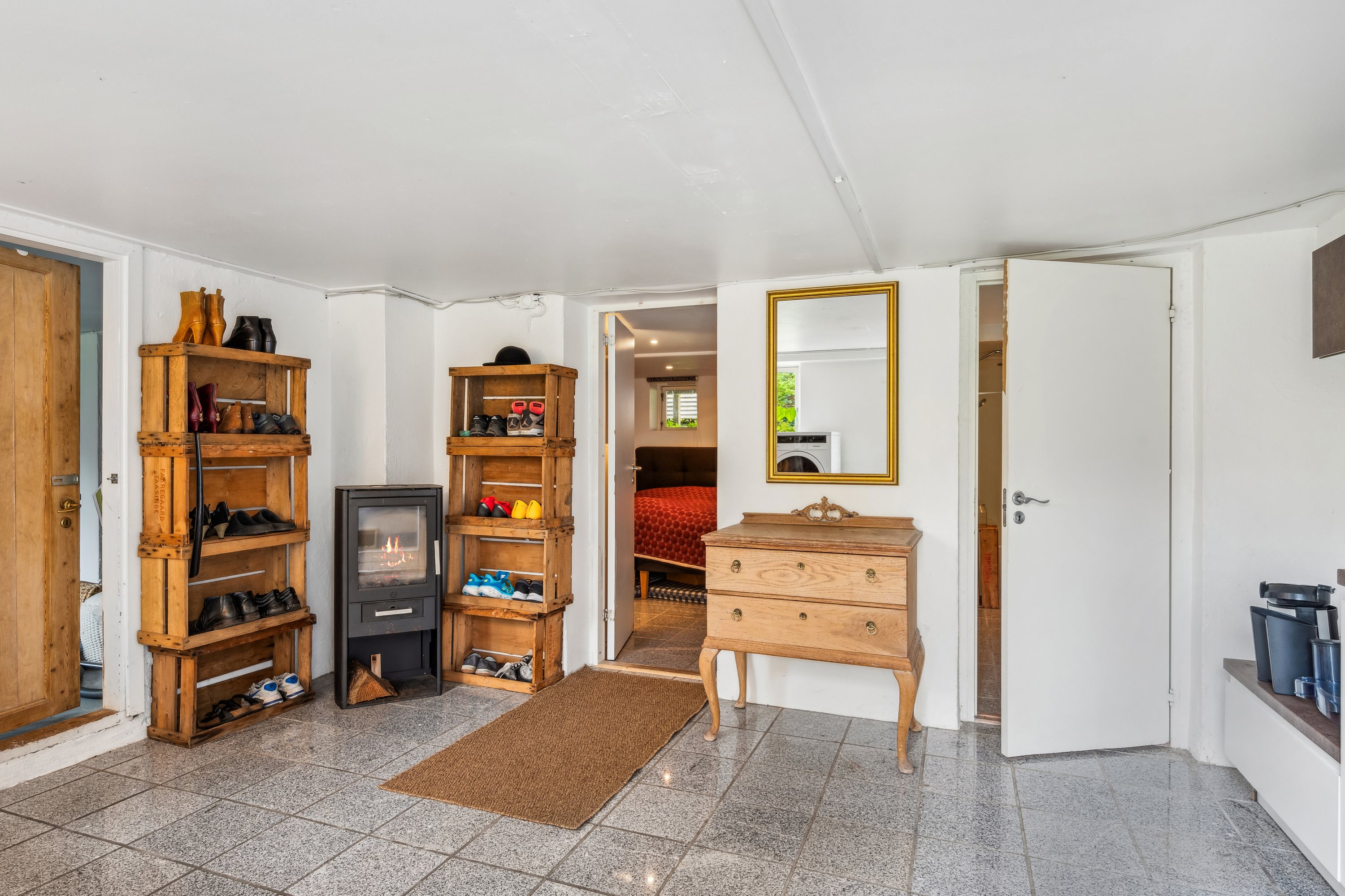 Fremhævet disponibelt rum billede i fuldskærmstilstand. Billede af Strandgårdshøj 12, 8400 Ebeltoft