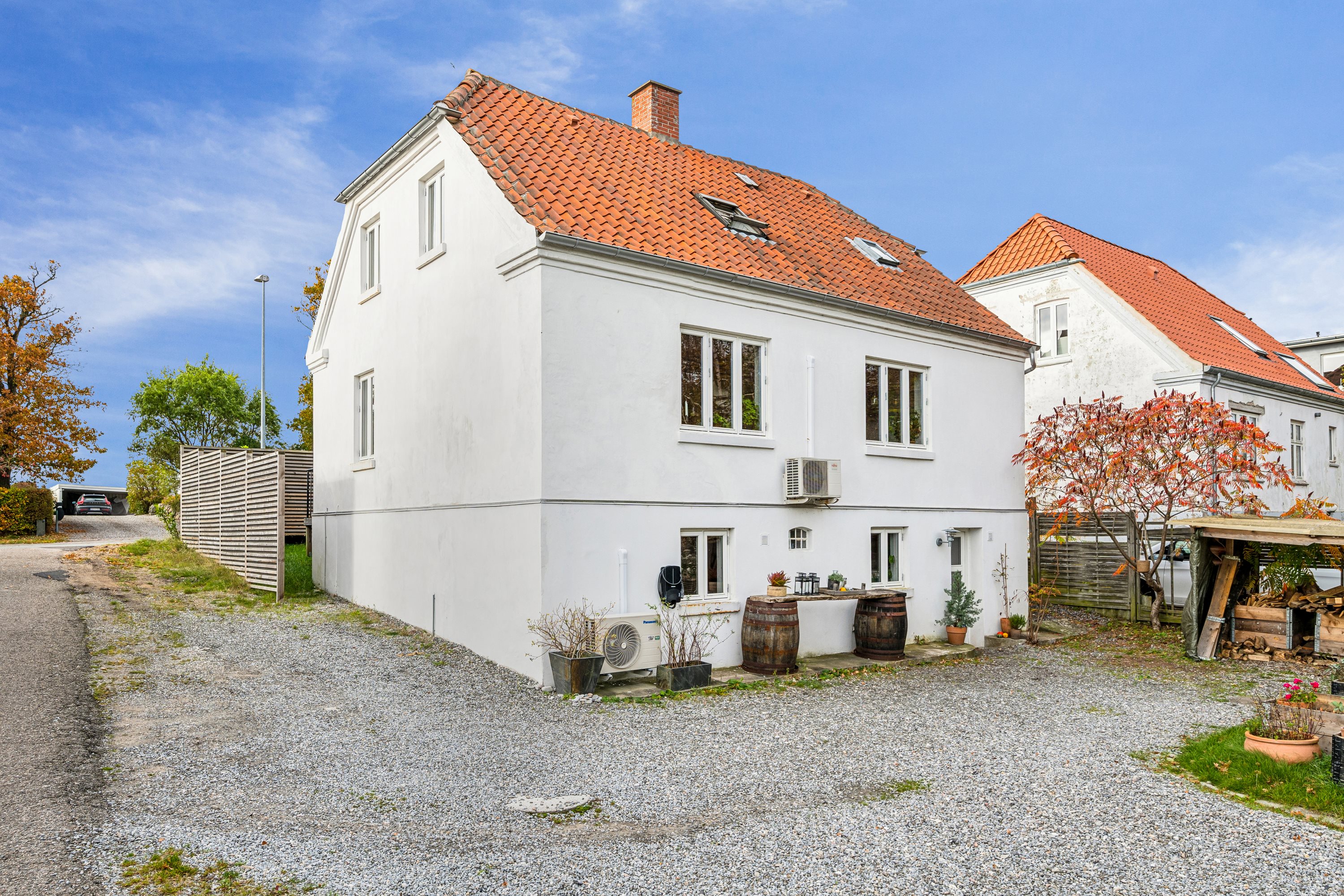 Miniaturebillede 1: ejendom 1. Billede af Strandgårdshøj 12, 8400 Ebeltoft