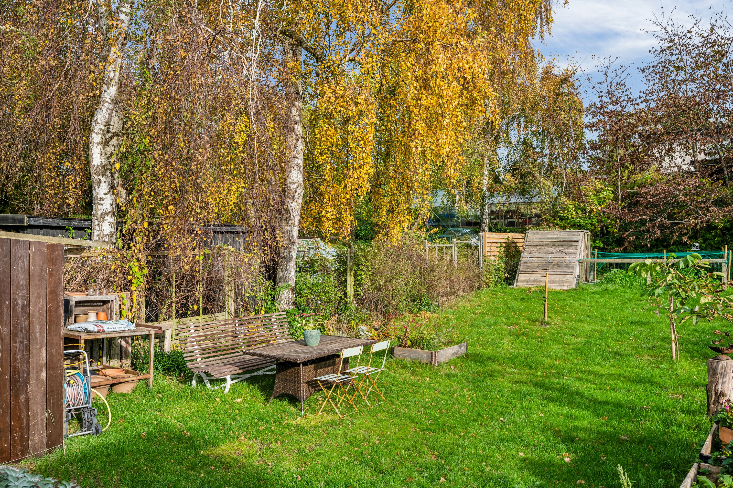 Fremhævet have billede i fuldskærmstilstand. Billede af Strandgårdshøj 12, 8400 Ebeltoft