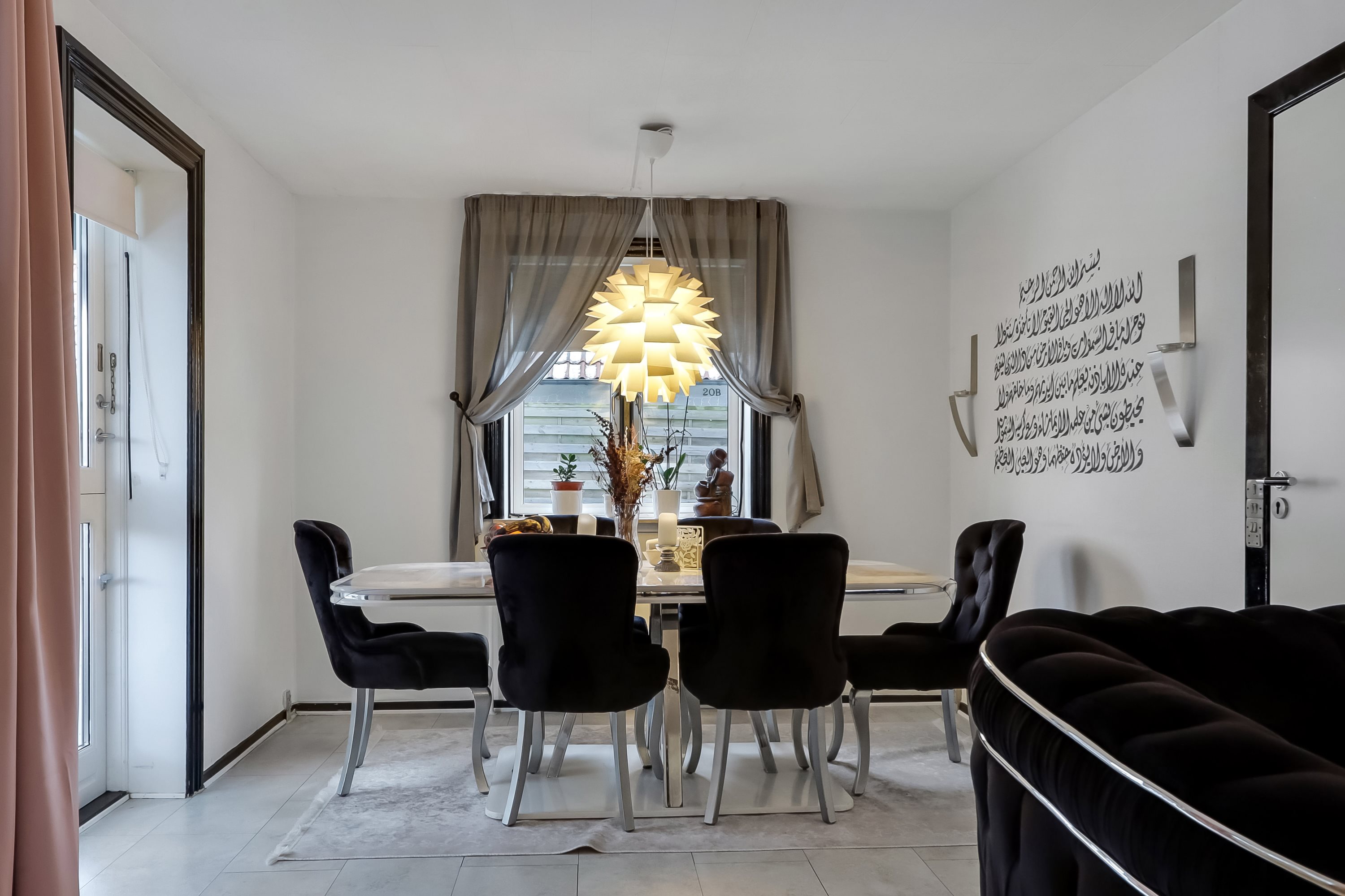 Fremhævet stue billede i fuldskærmstilstand. Billede af Dræbyvej 22, 5330 Munkebo